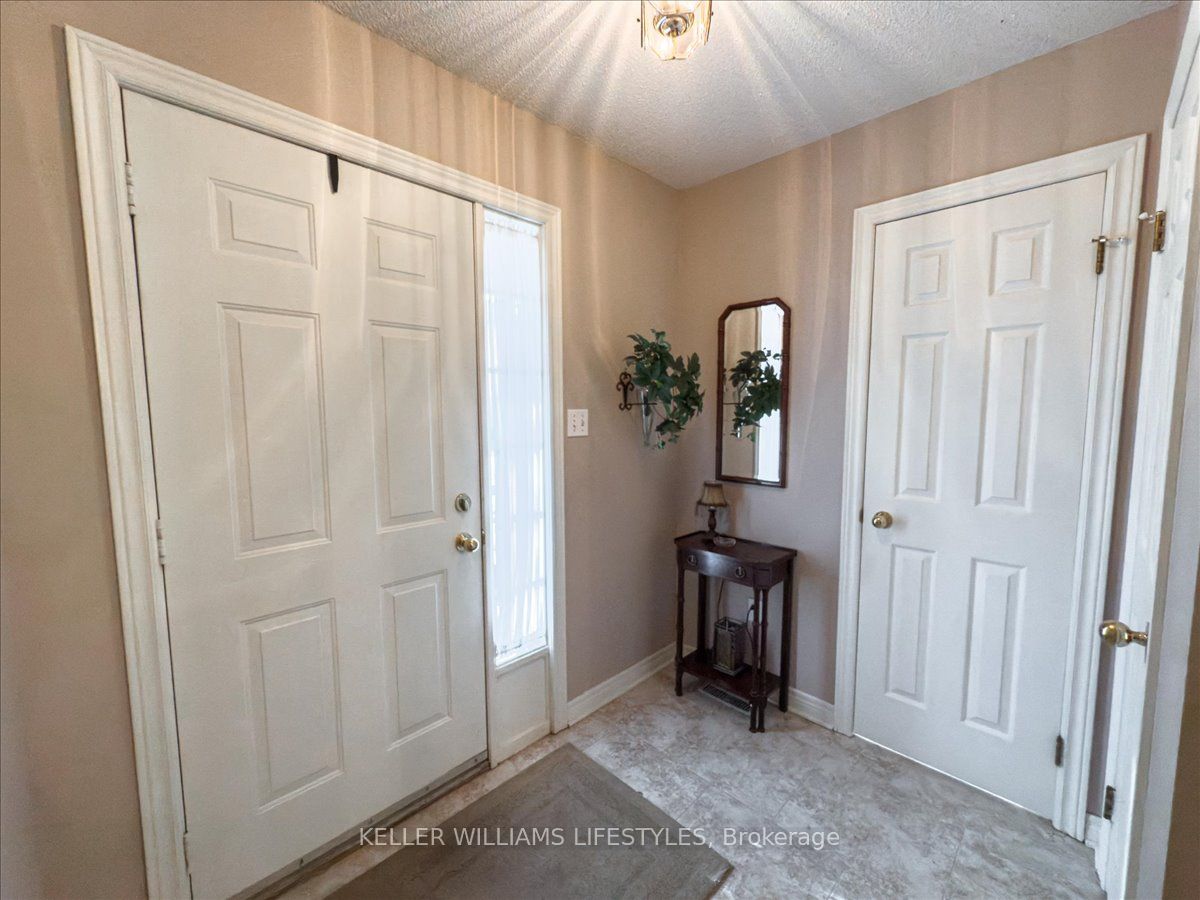 1478 Adelaide Street N 29 Property Photo 5