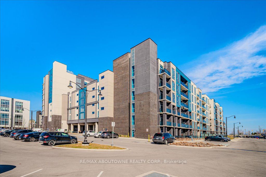 #538 - 16 Concord Place Property Photo