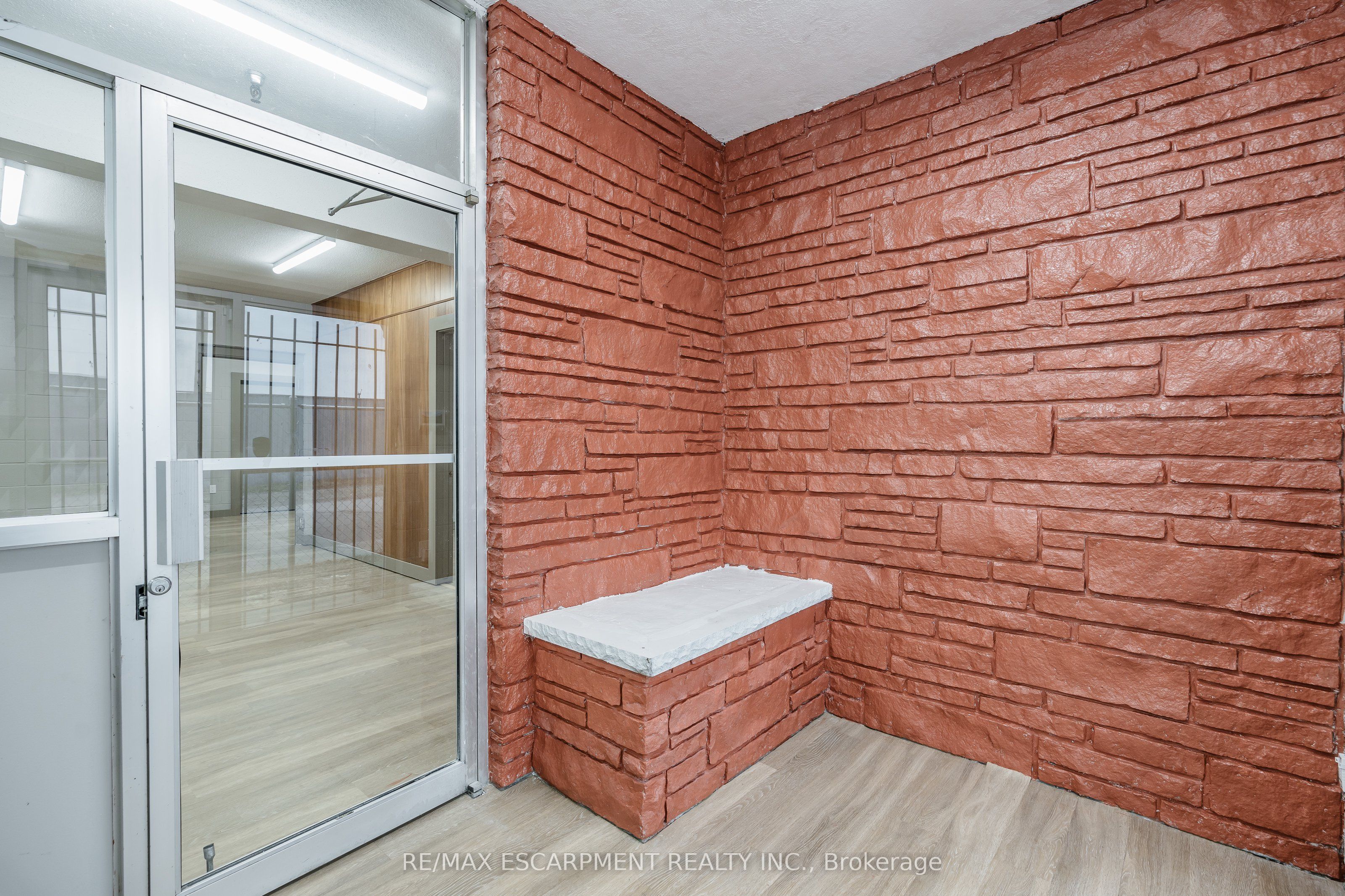 18 Linden Street Property Photo 7