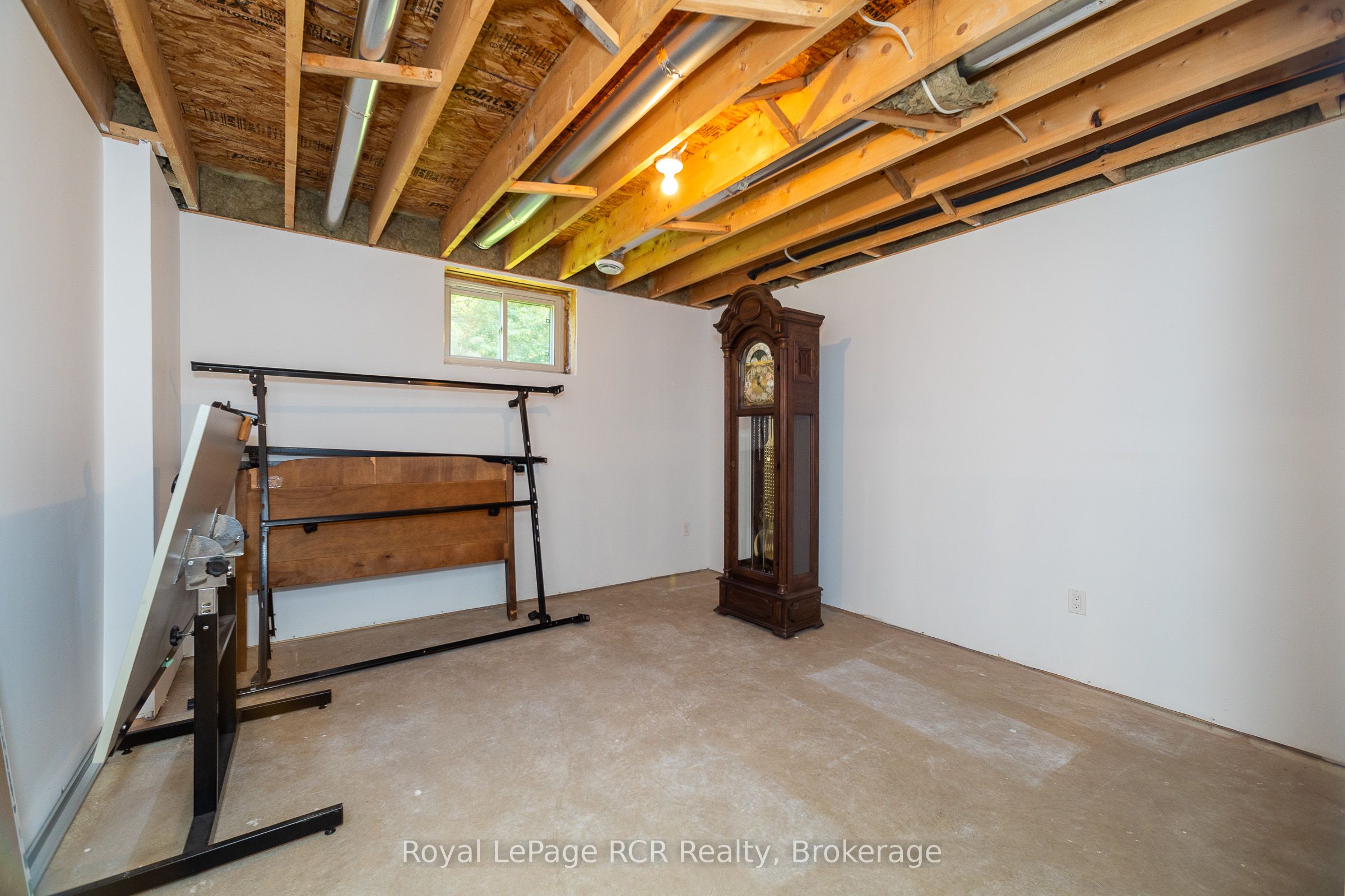 30 Victoria Street W Property Photo 28