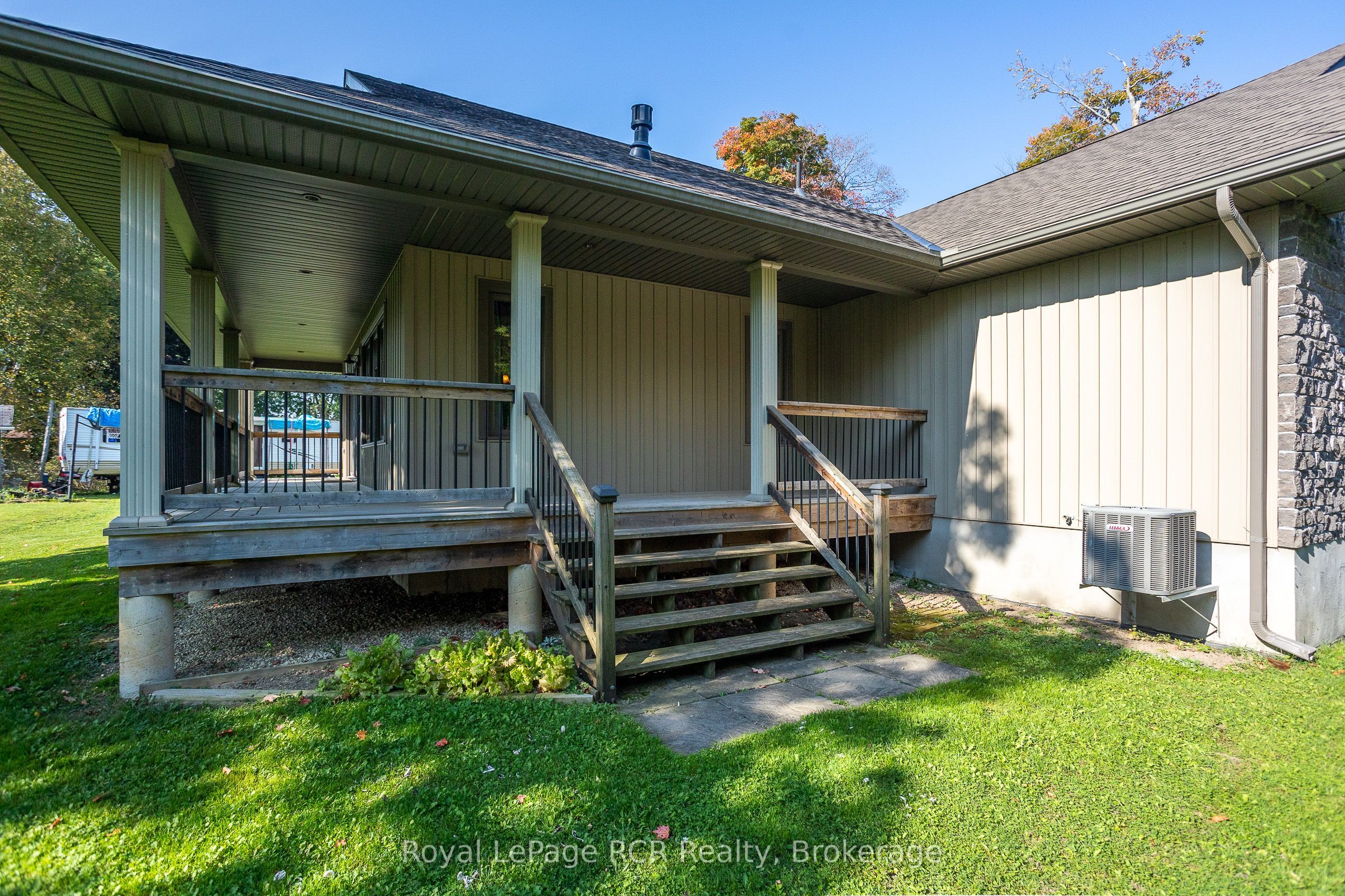 30 Victoria Street W Property Photo 33