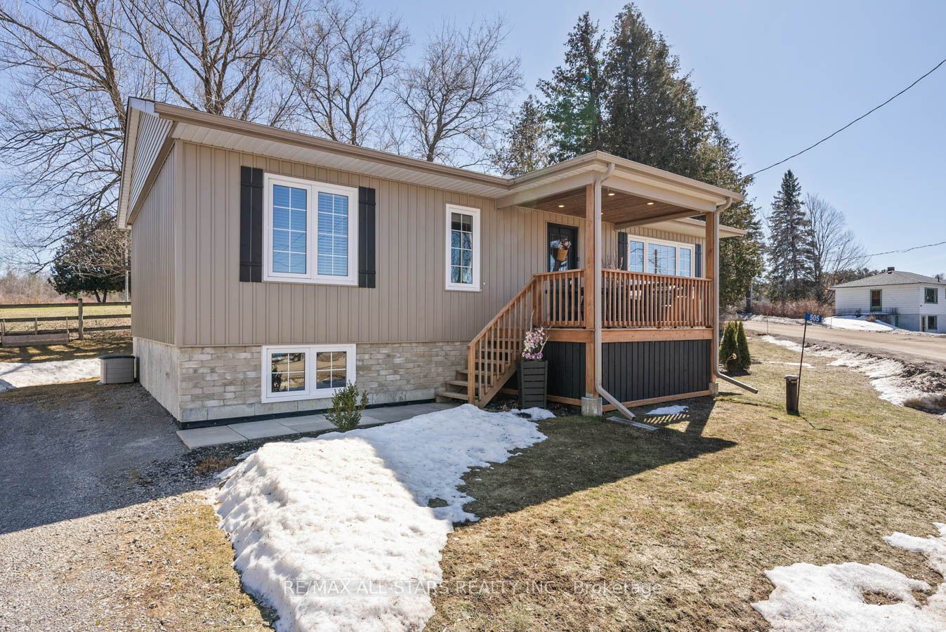 505 View Lake Road Property Photo