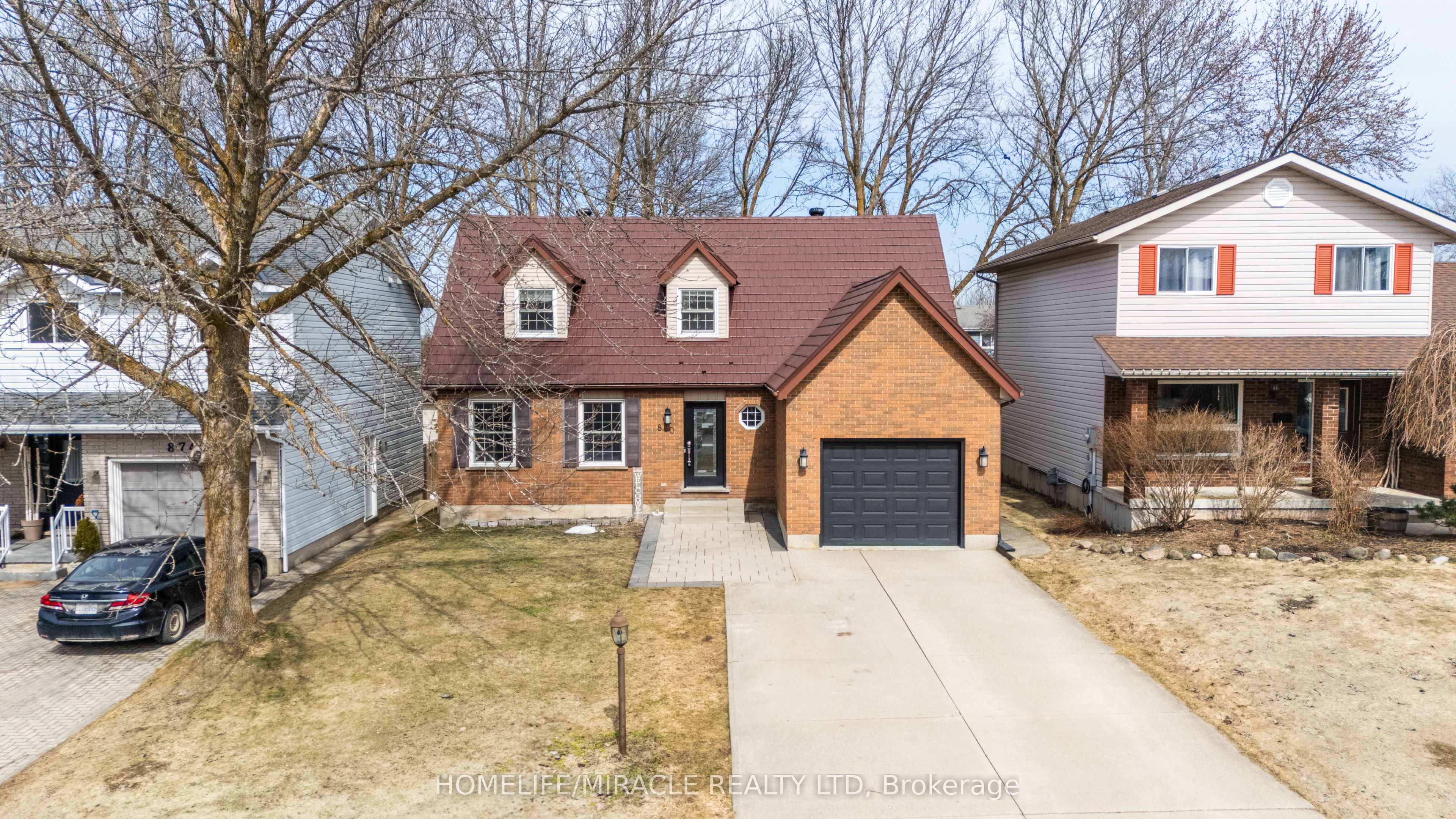 880 27th Street Property Photo