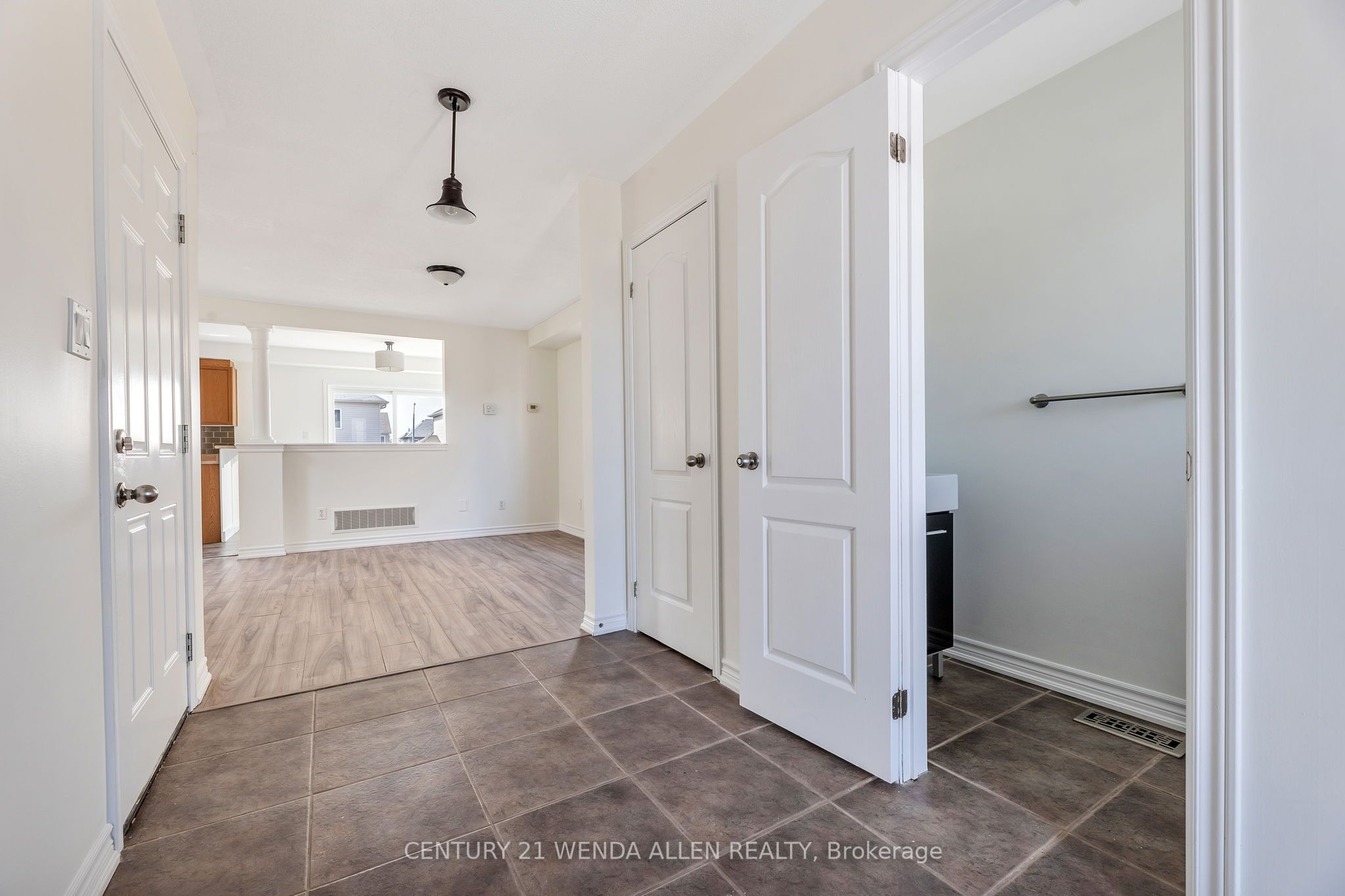 33 Gunsolus Road Property Photo 3