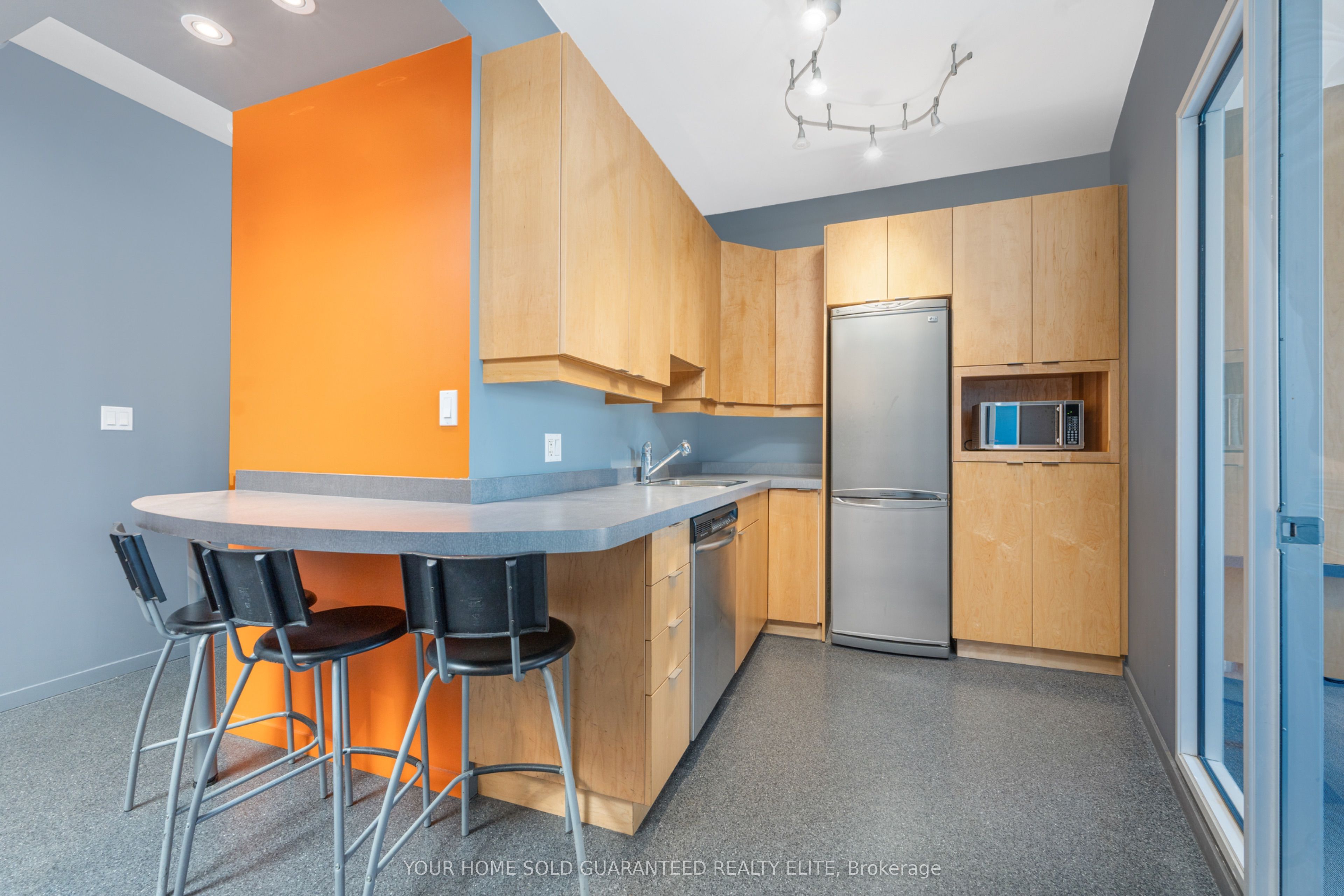 48 James Street Property Photo 2