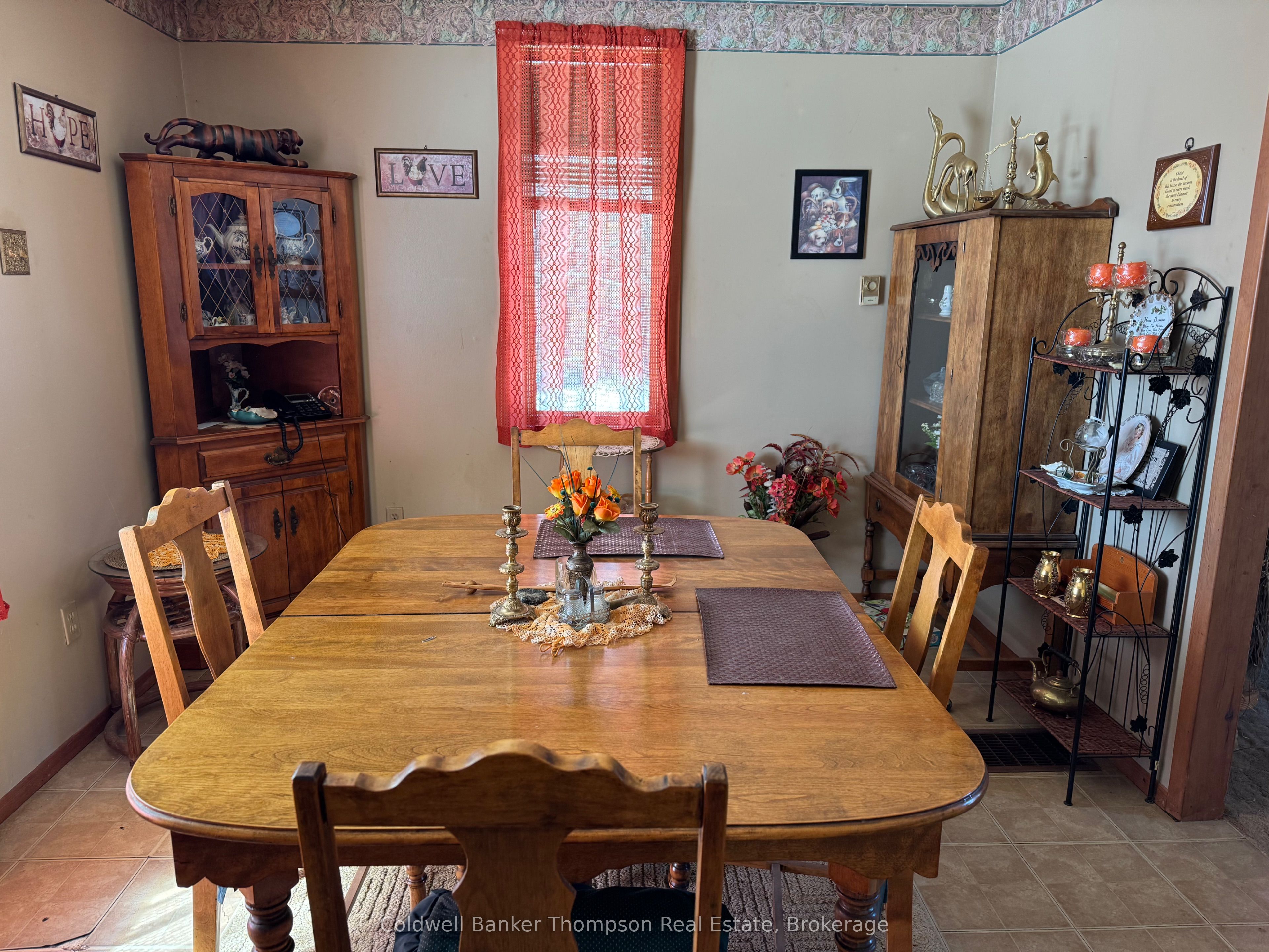 4689 518 West Highway Property Photo 4