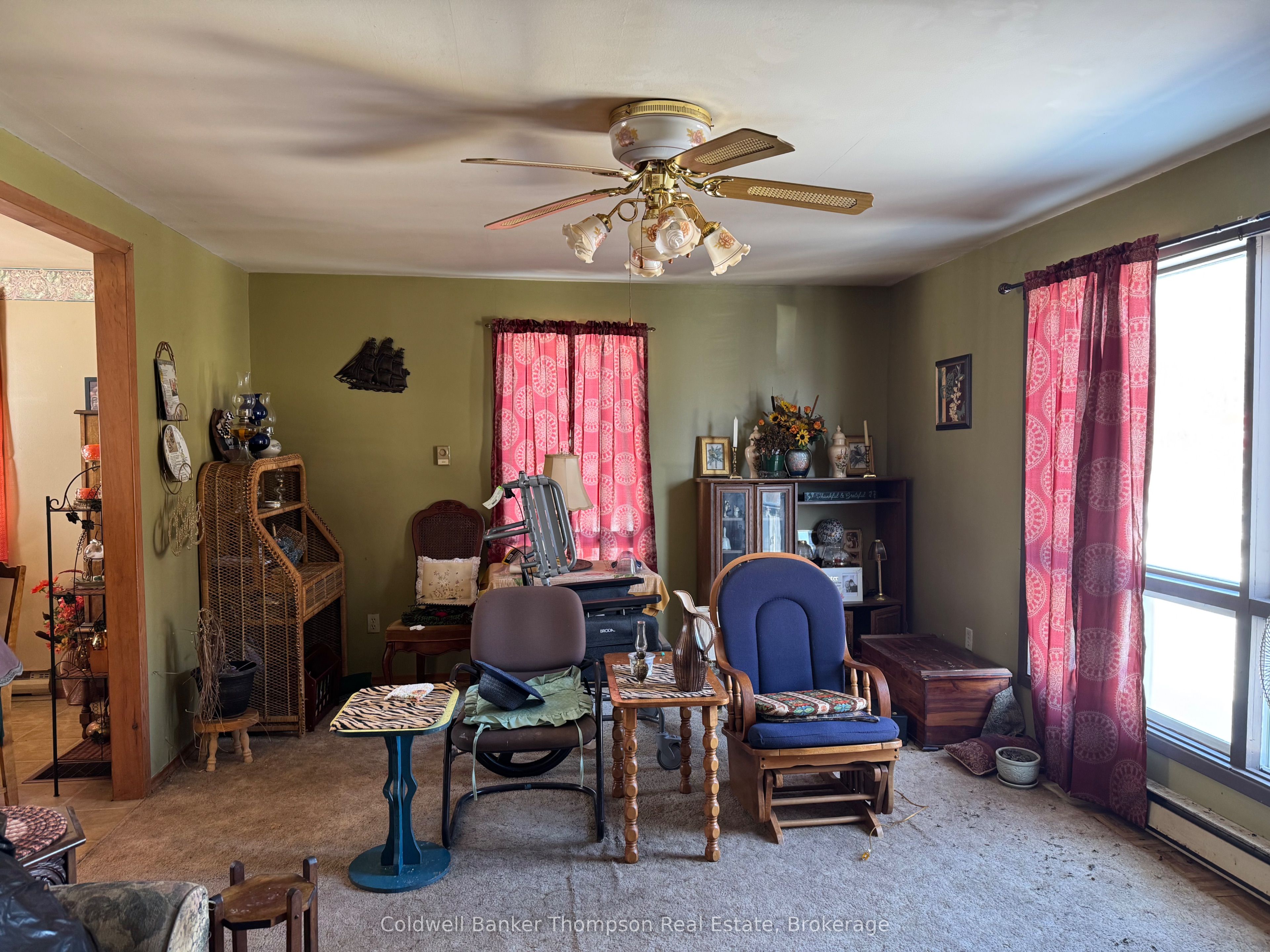 4689 518 West Highway Property Photo 6