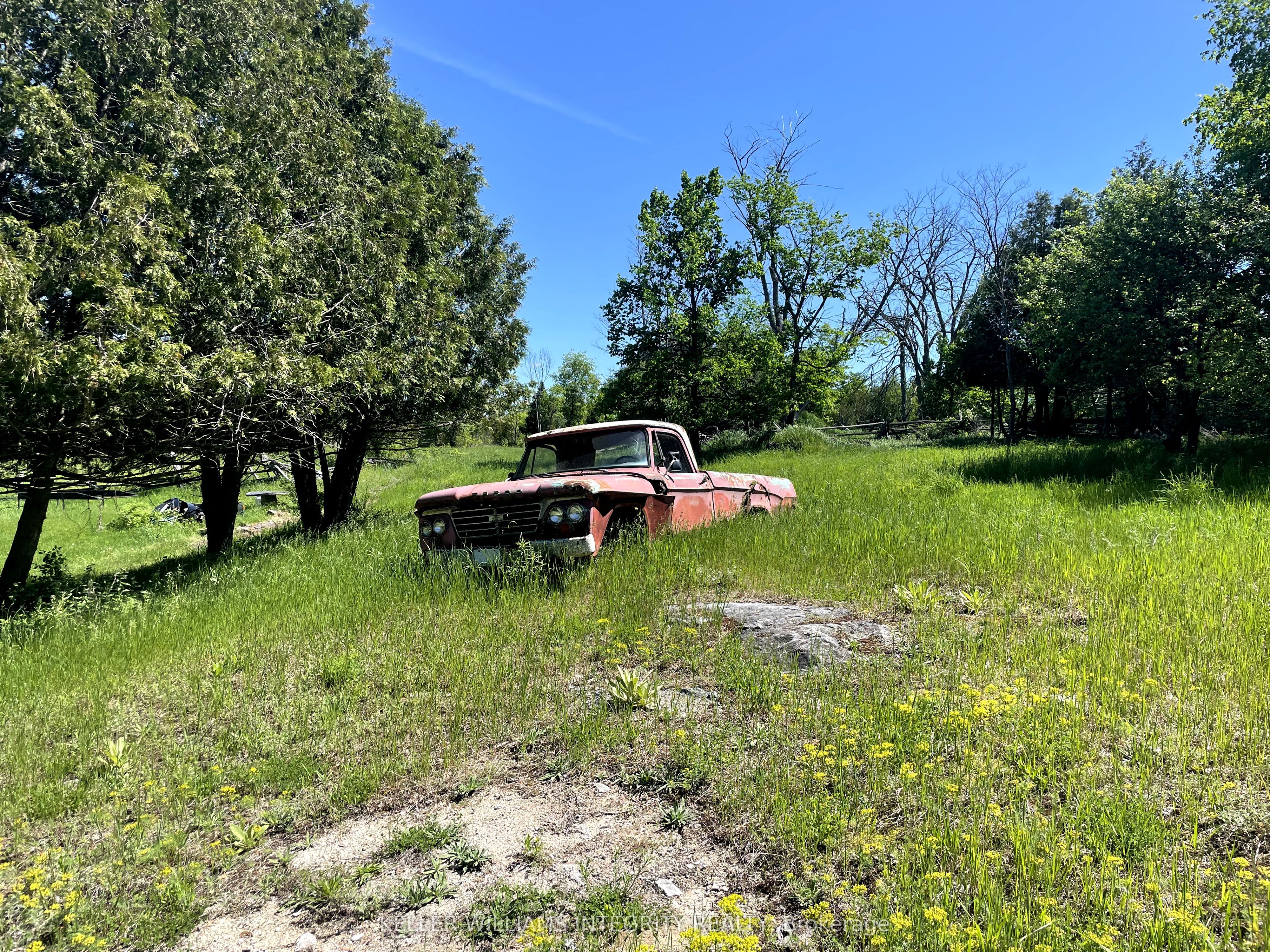 1326 2nd Dalhousie Concession Property Photo