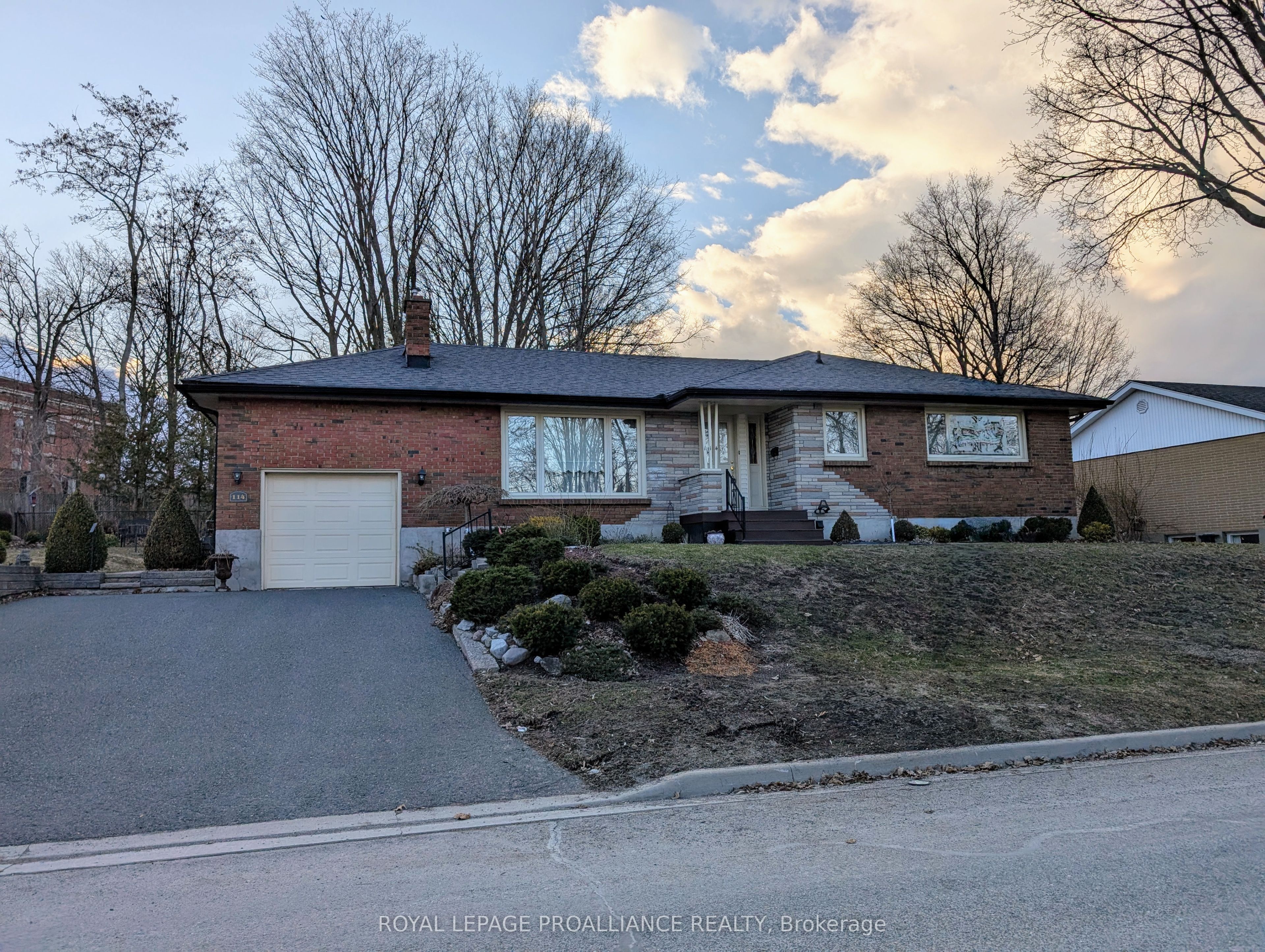 114 O'carroll Avenue Property Photo 1