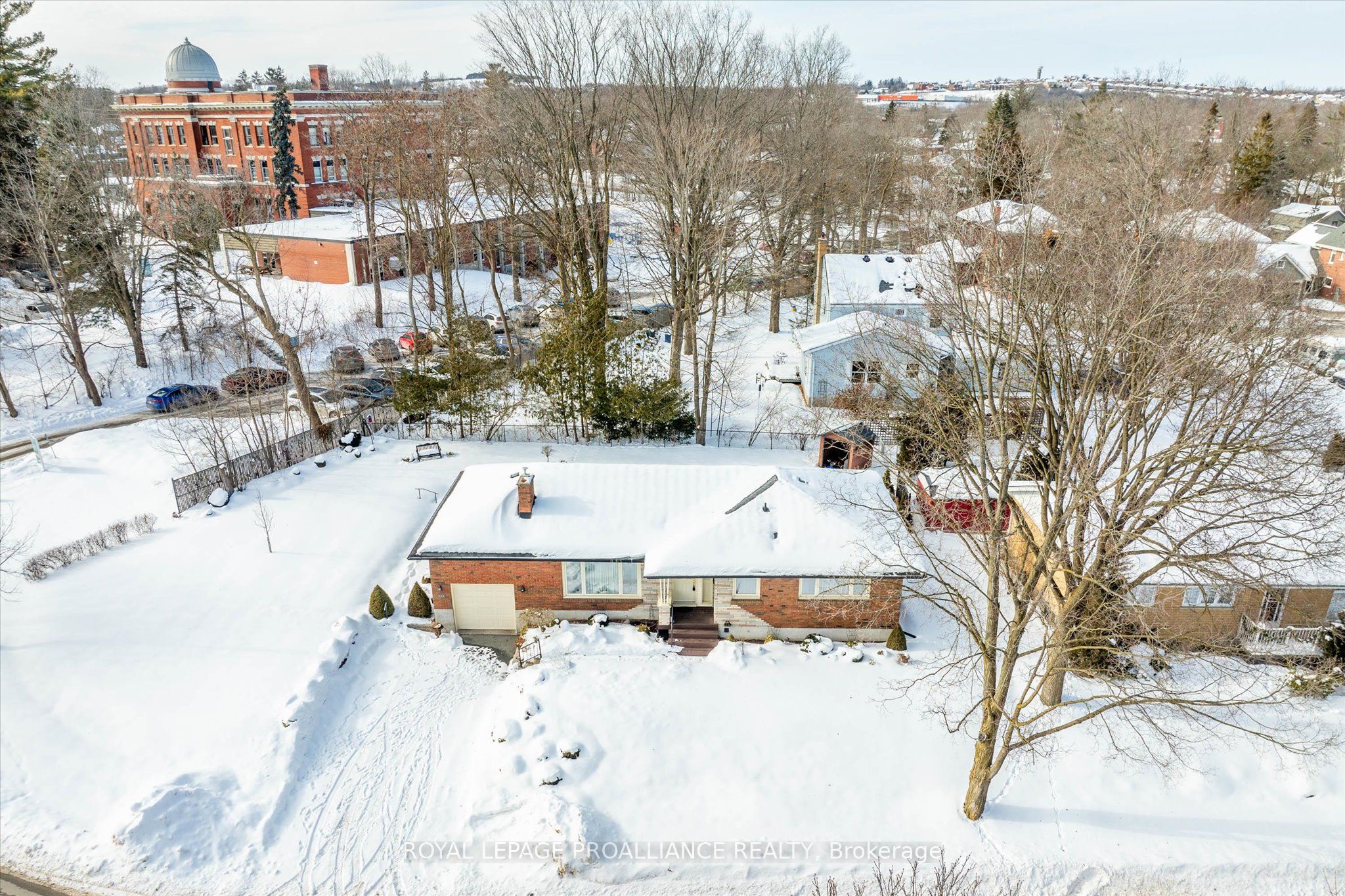 114 O'carroll Avenue Property Photo 4