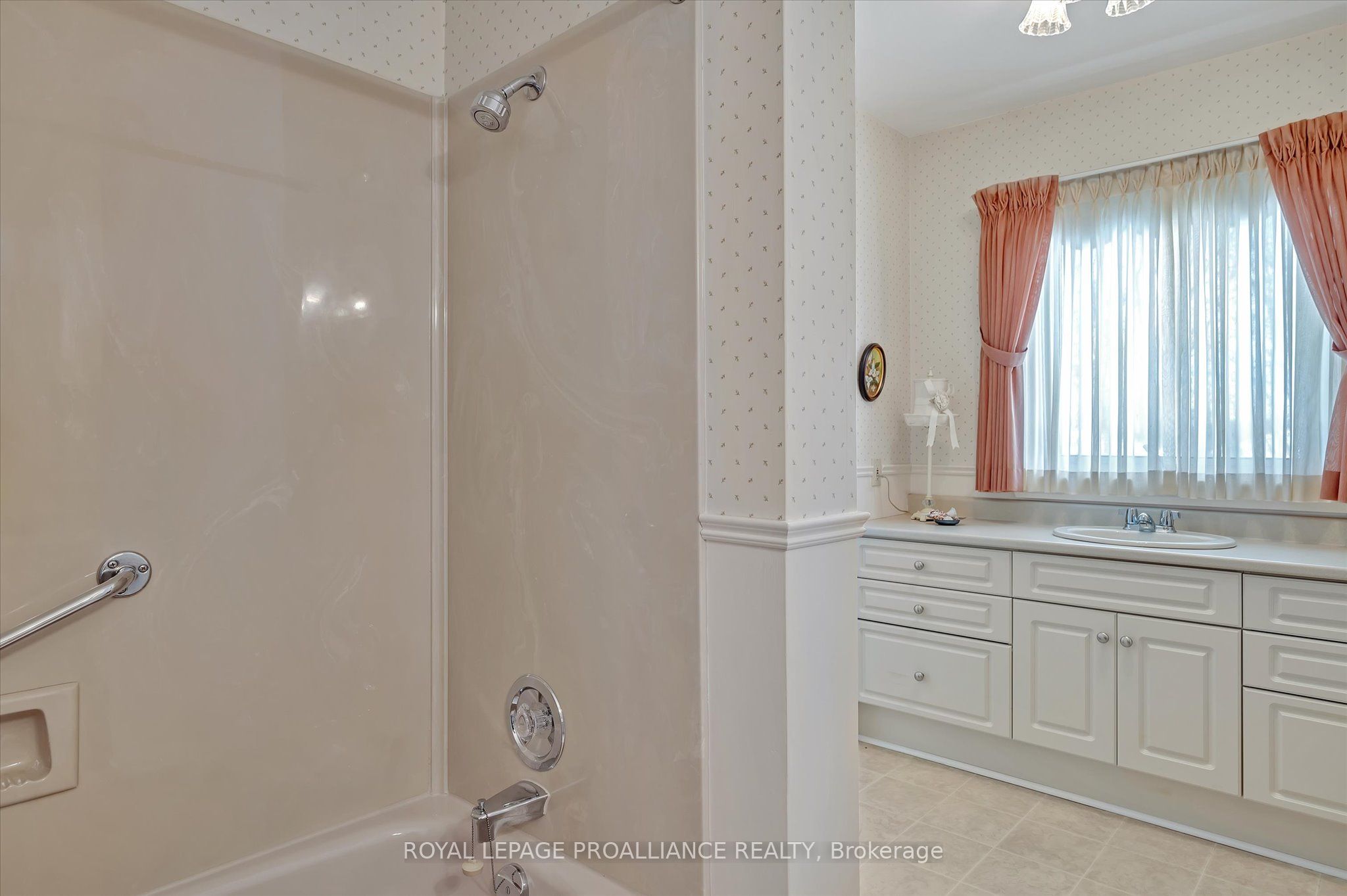 114 O'carroll Avenue Property Photo 37