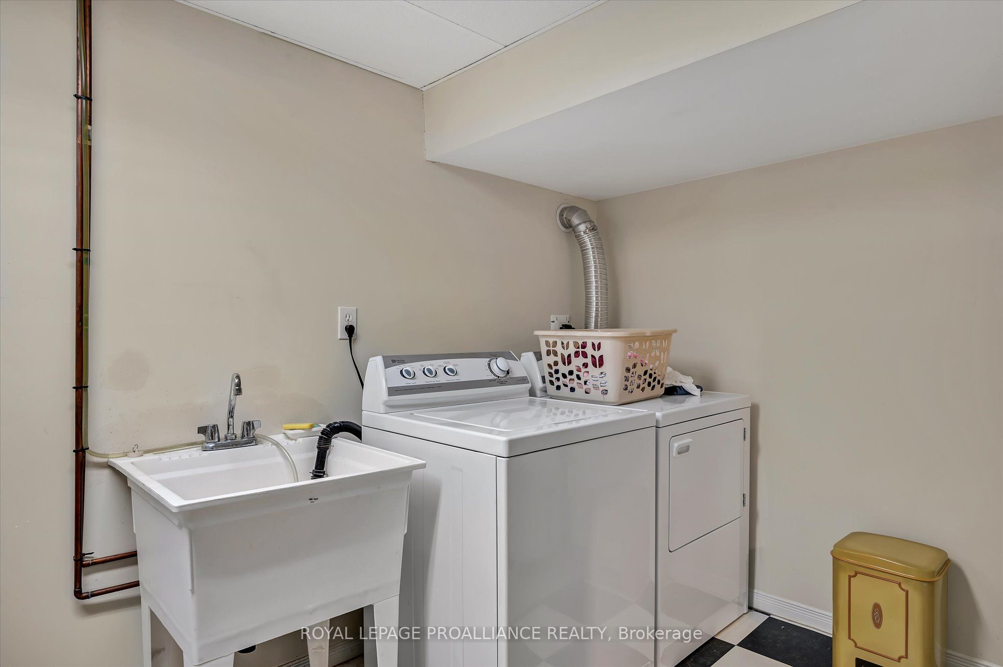 114 O'carroll Avenue Property Photo 49