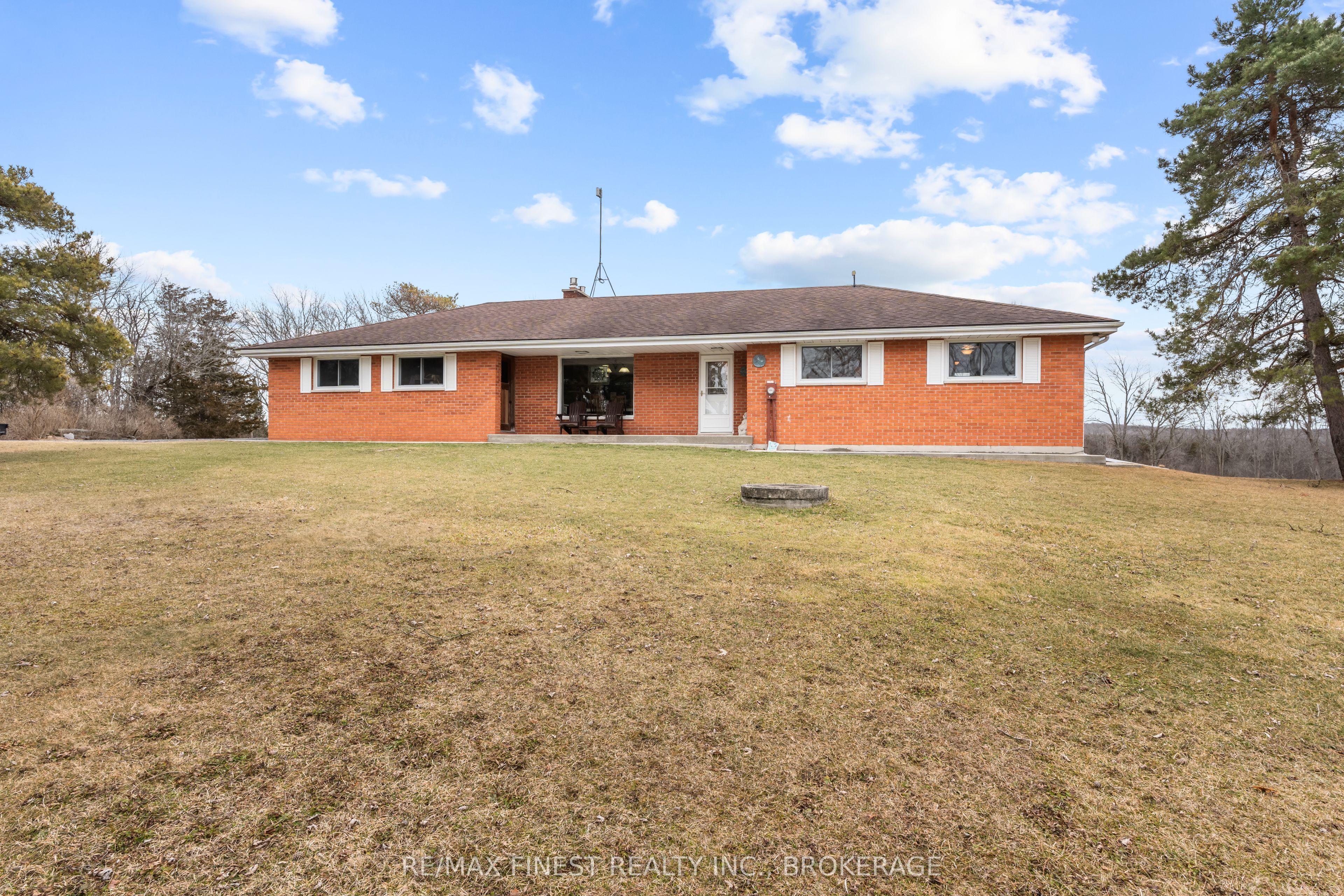 2904 County Road 15 Property Photo