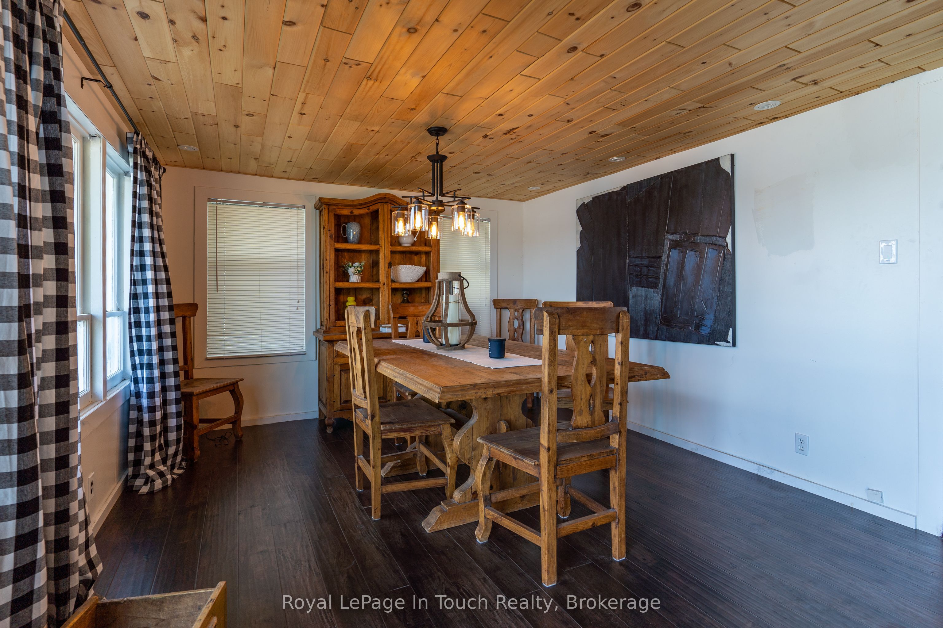 1682 Island 630 N/a Property Photo 5