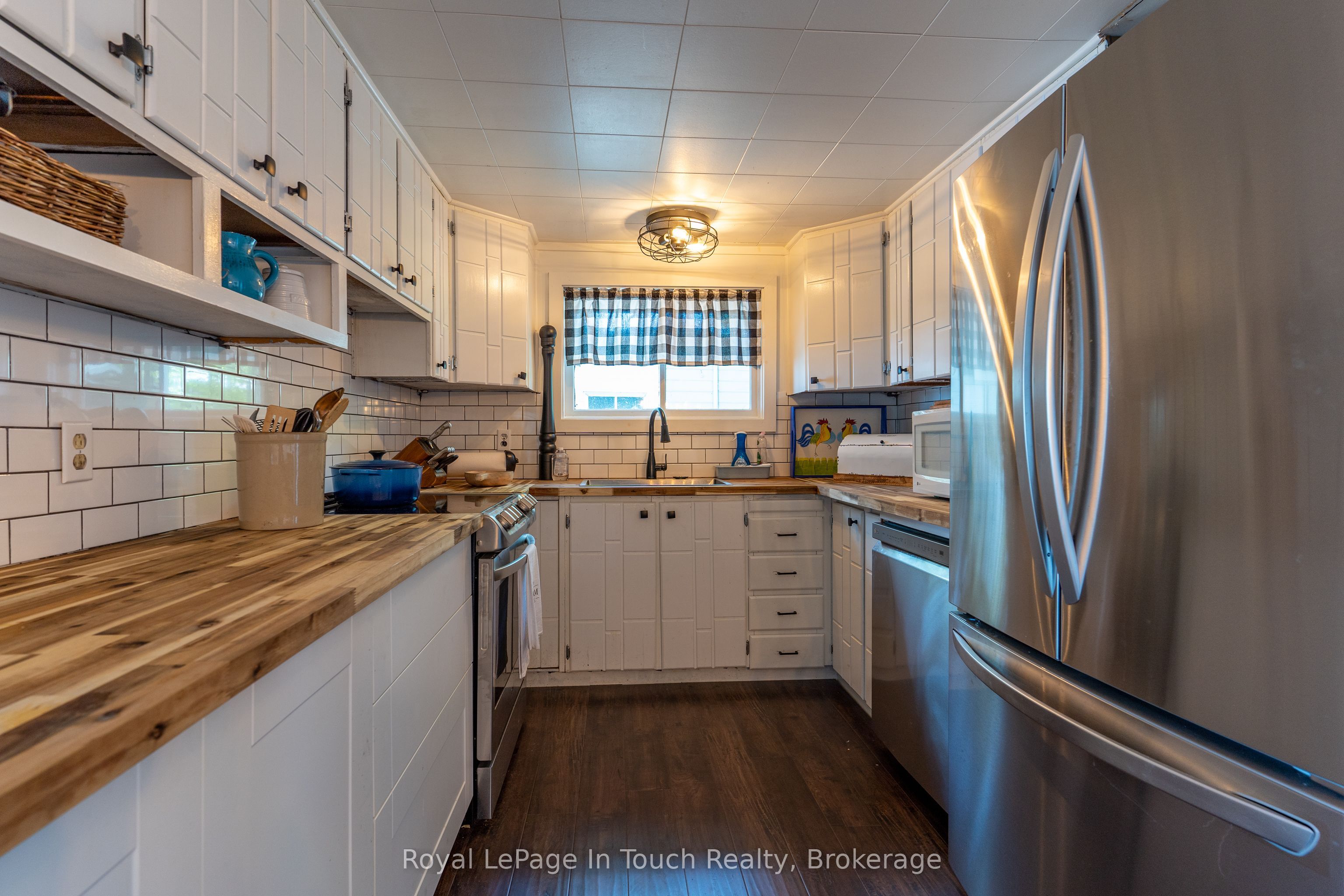 1682 Island 630 N/a Property Photo 8