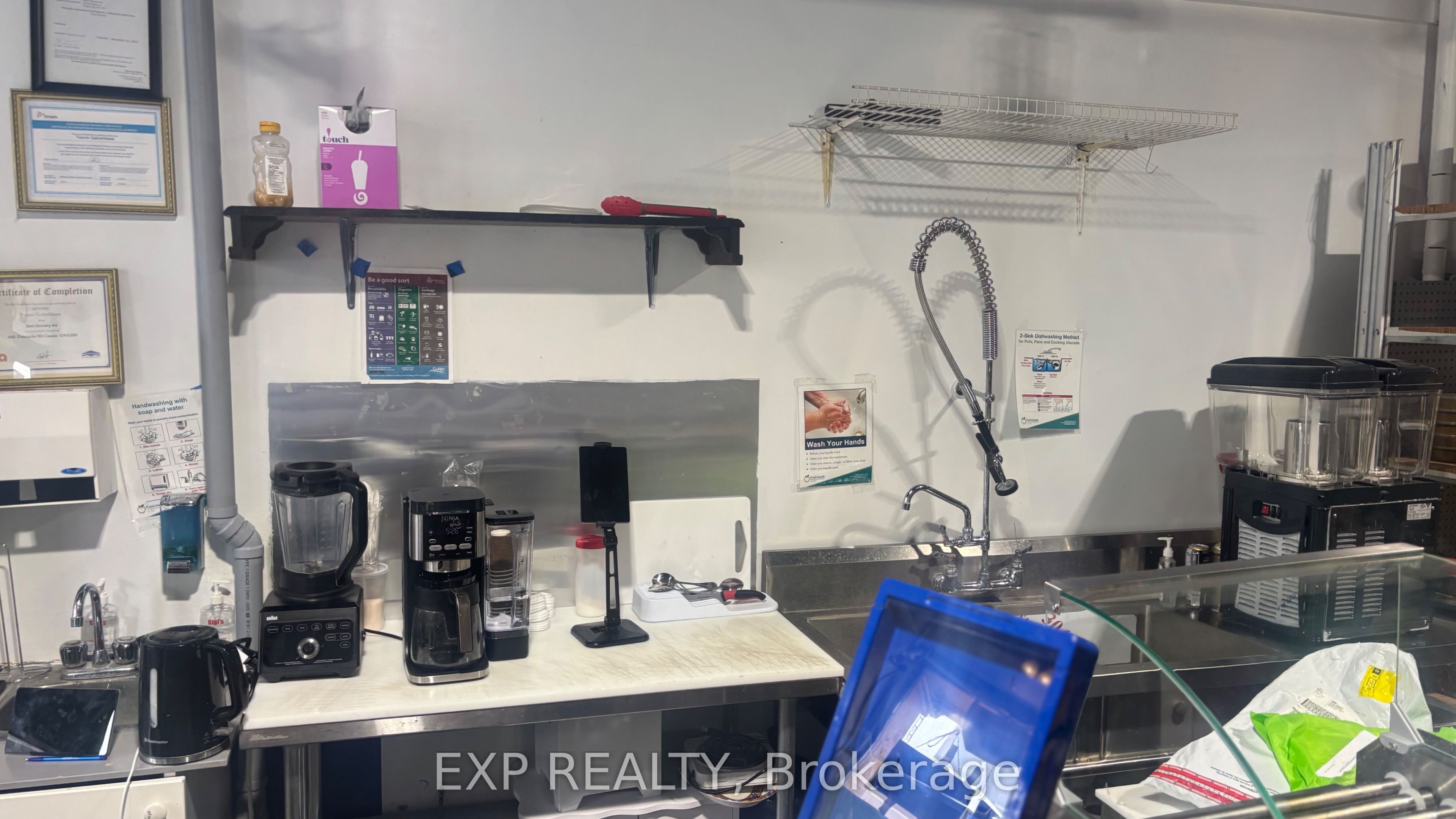 83 Macdonell Street Property Photo 8