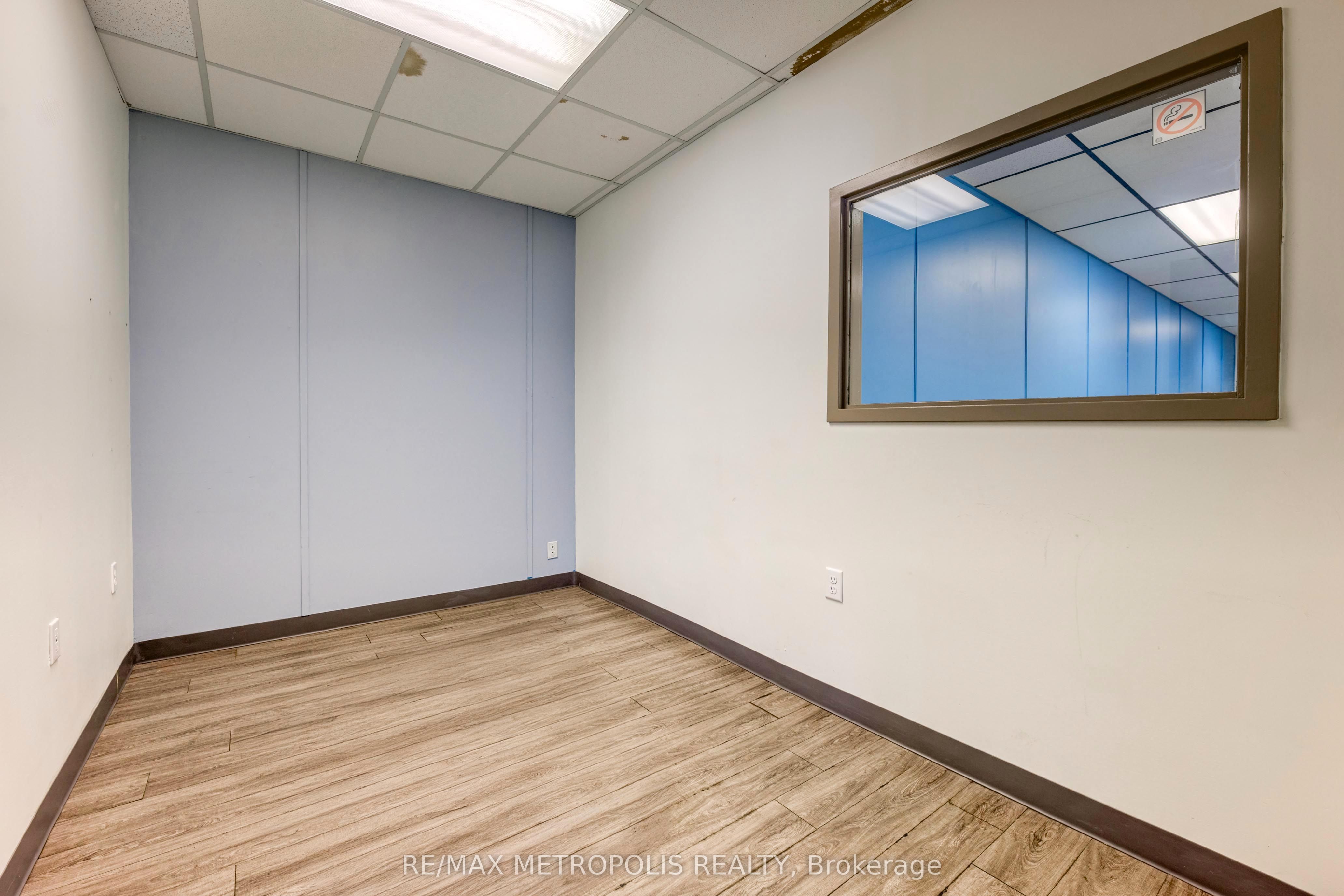 #b - 373 Vidal Street Property Photo 10