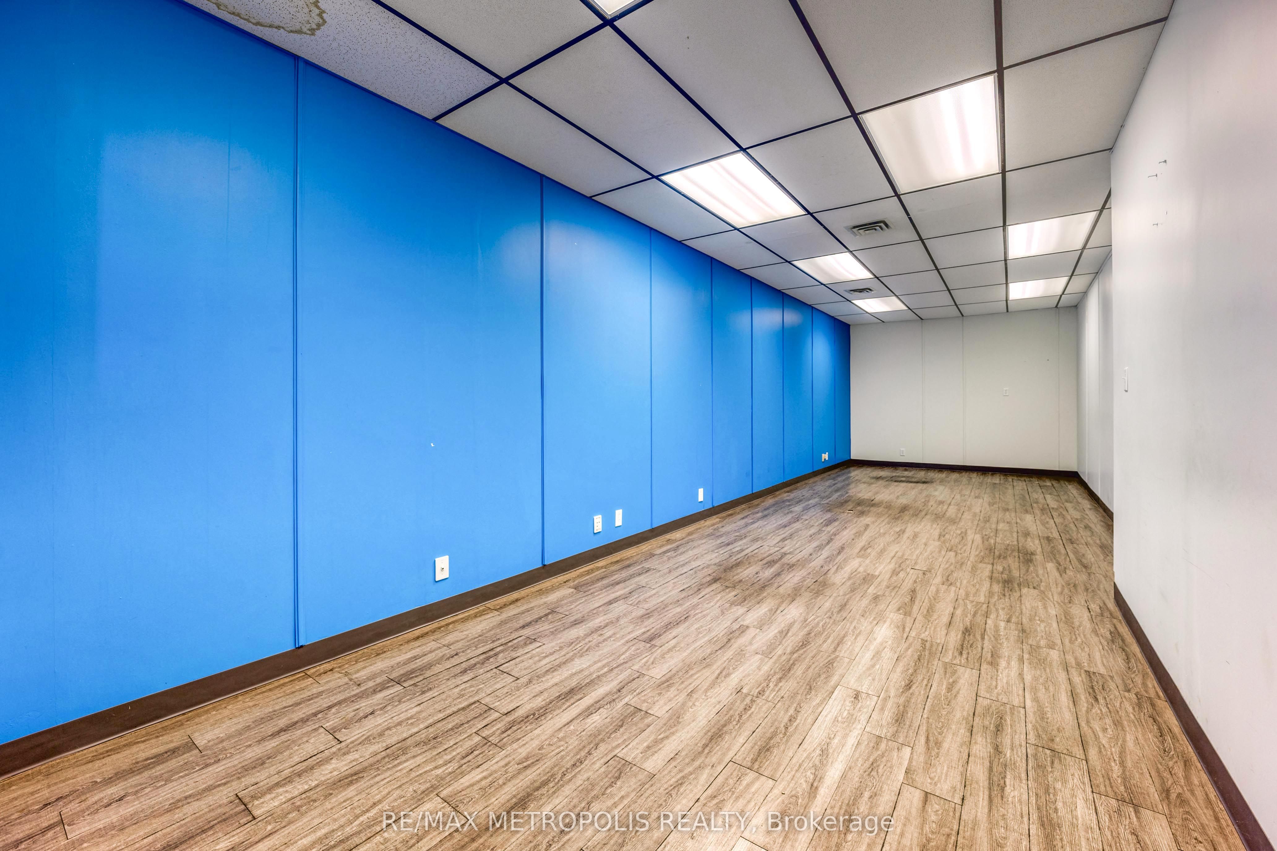 #b - 373 Vidal Street Property Photo 11