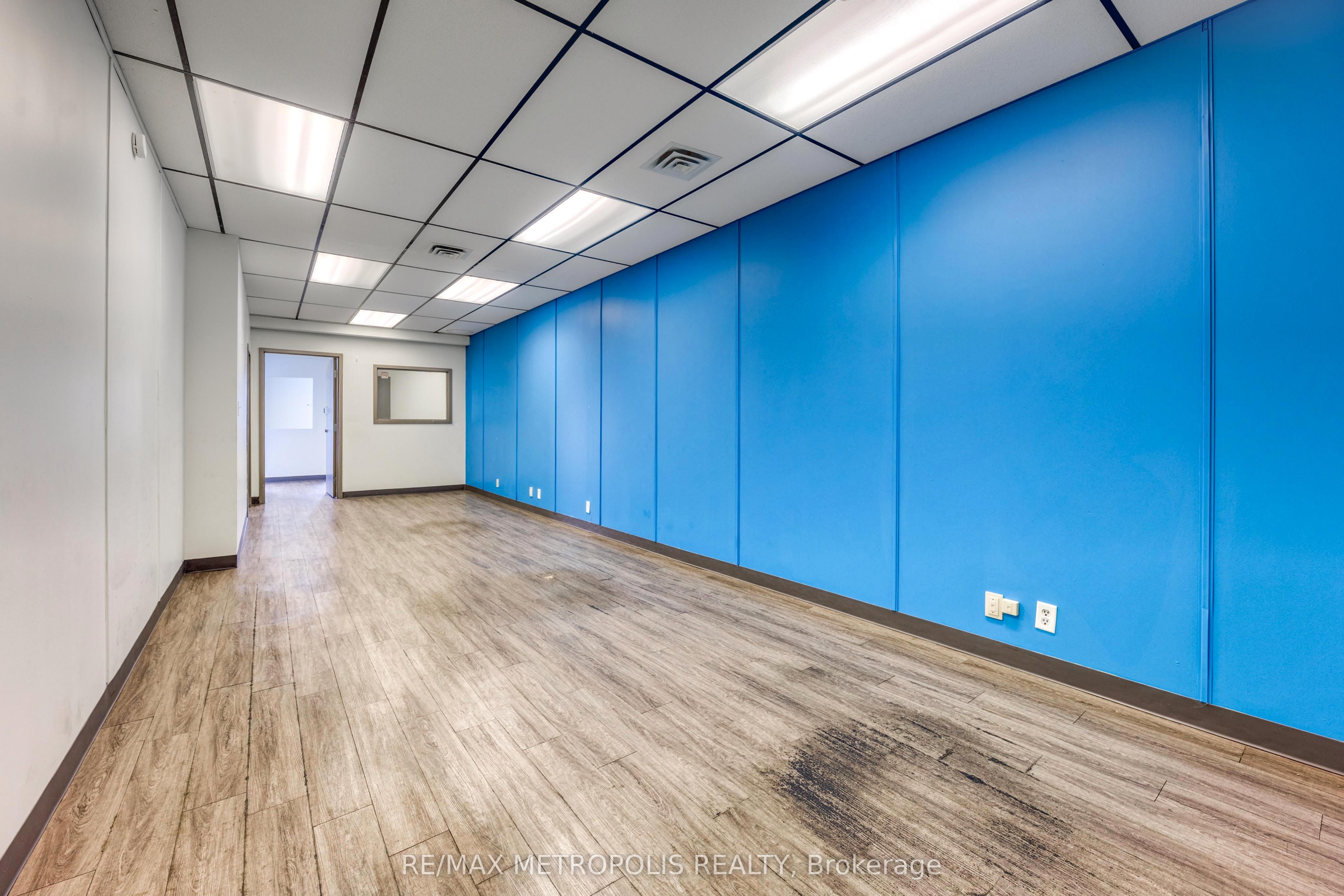 #b - 373 Vidal Street Property Photo 14