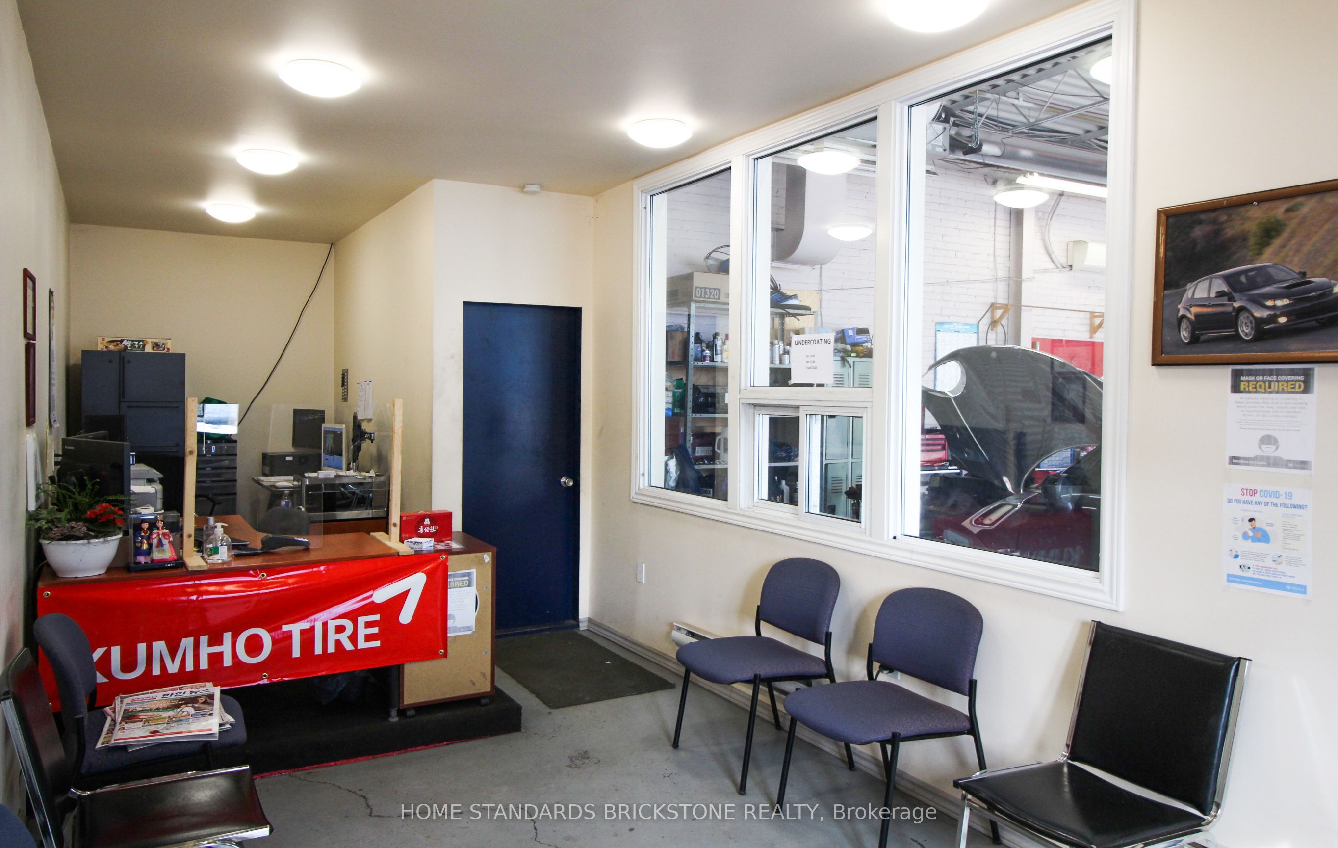 482 Barton Street Property Photo