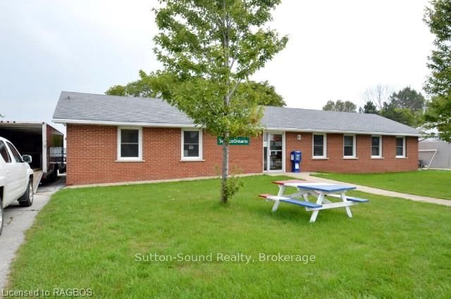 10175 Highway 6 Highway Property Photo 2