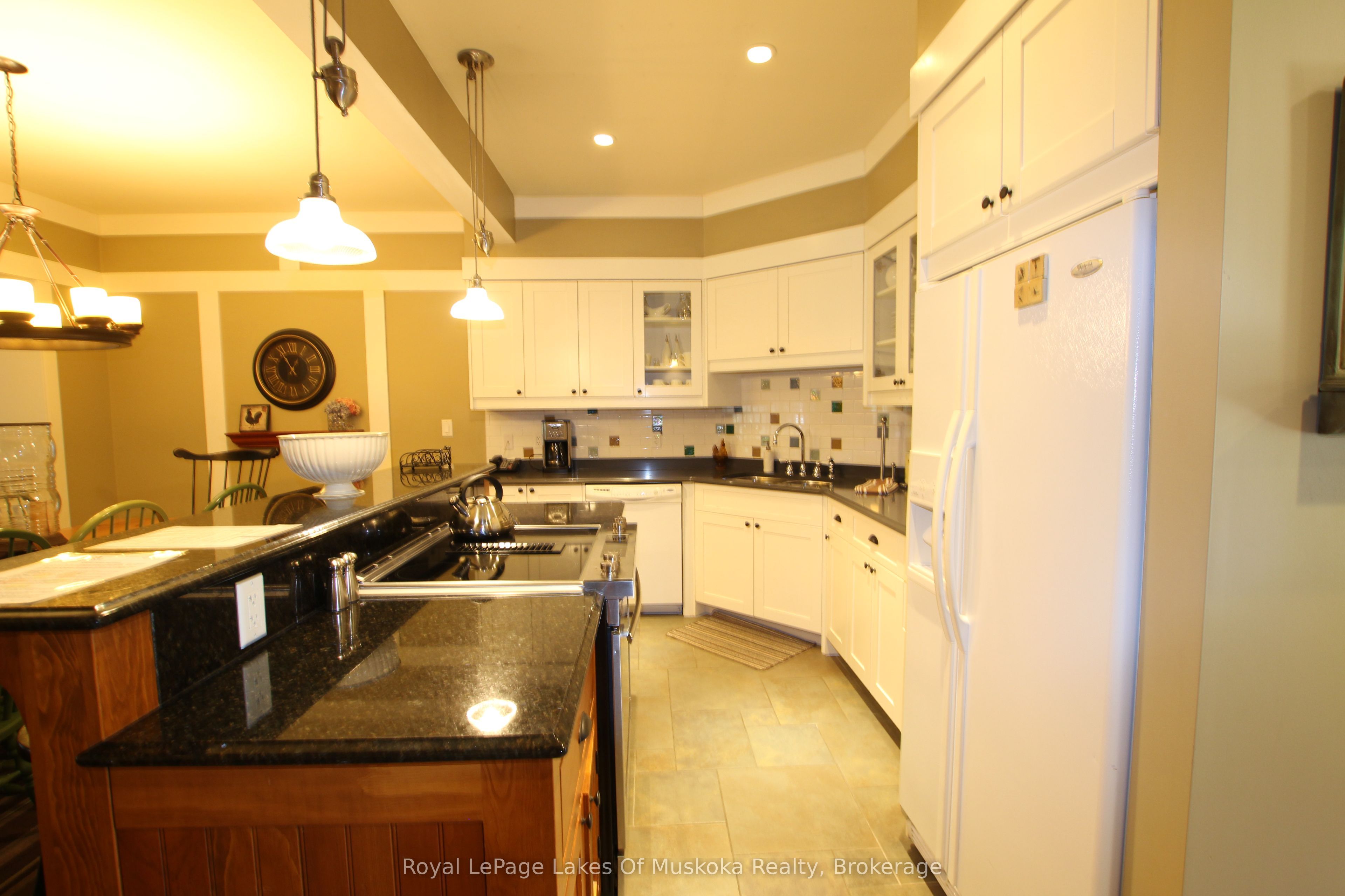 1020 Birch Glen Road V 11 Property Photo 2
