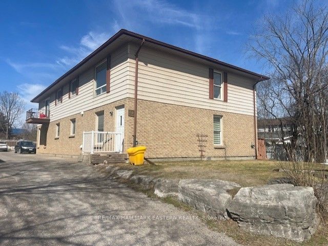 #unit #2 - 48 Anne Street Property Photo