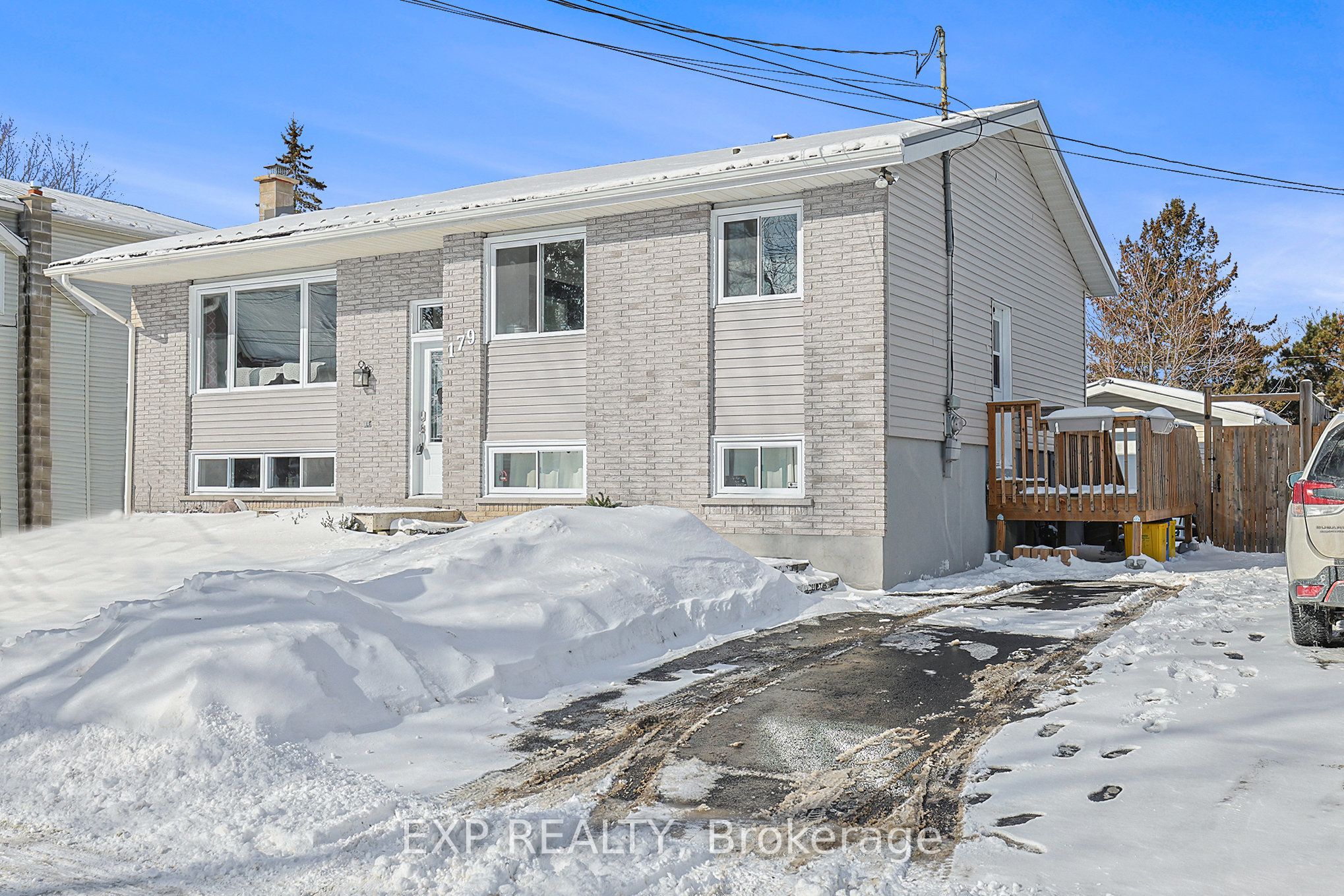 179 Wellington St Property Photo
