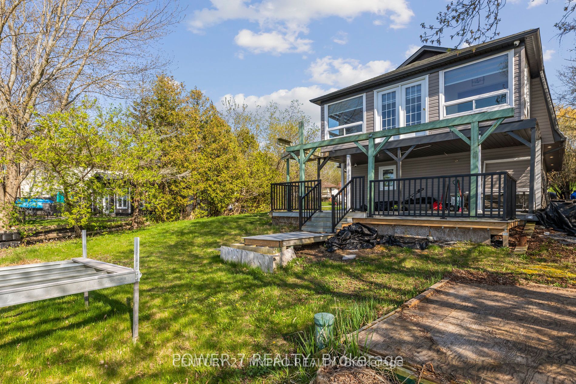 1 Mcgill Dr Property Photo