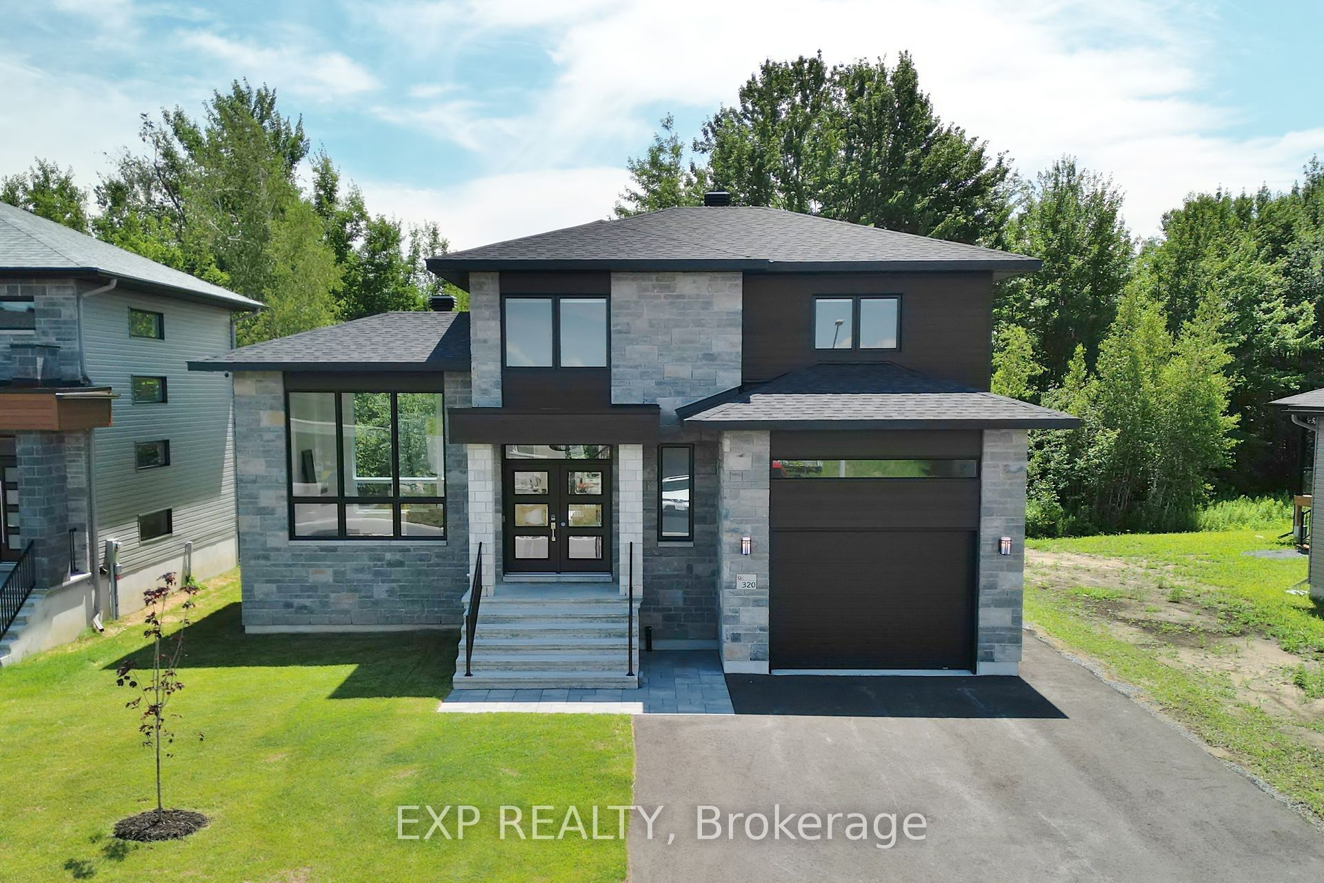 513 Barrage Street Property Photo