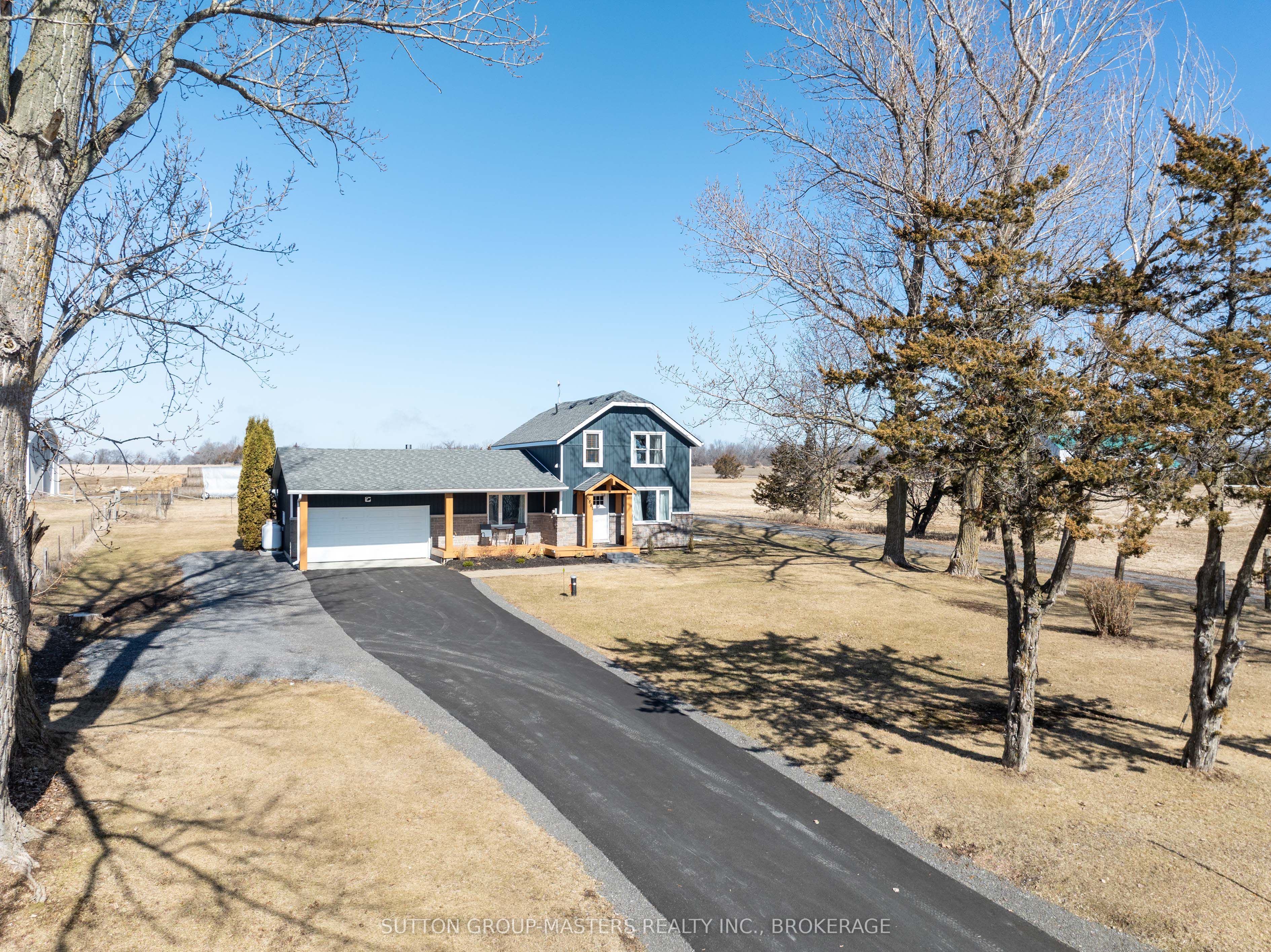 6881 Loyalist Parkway Property Photo