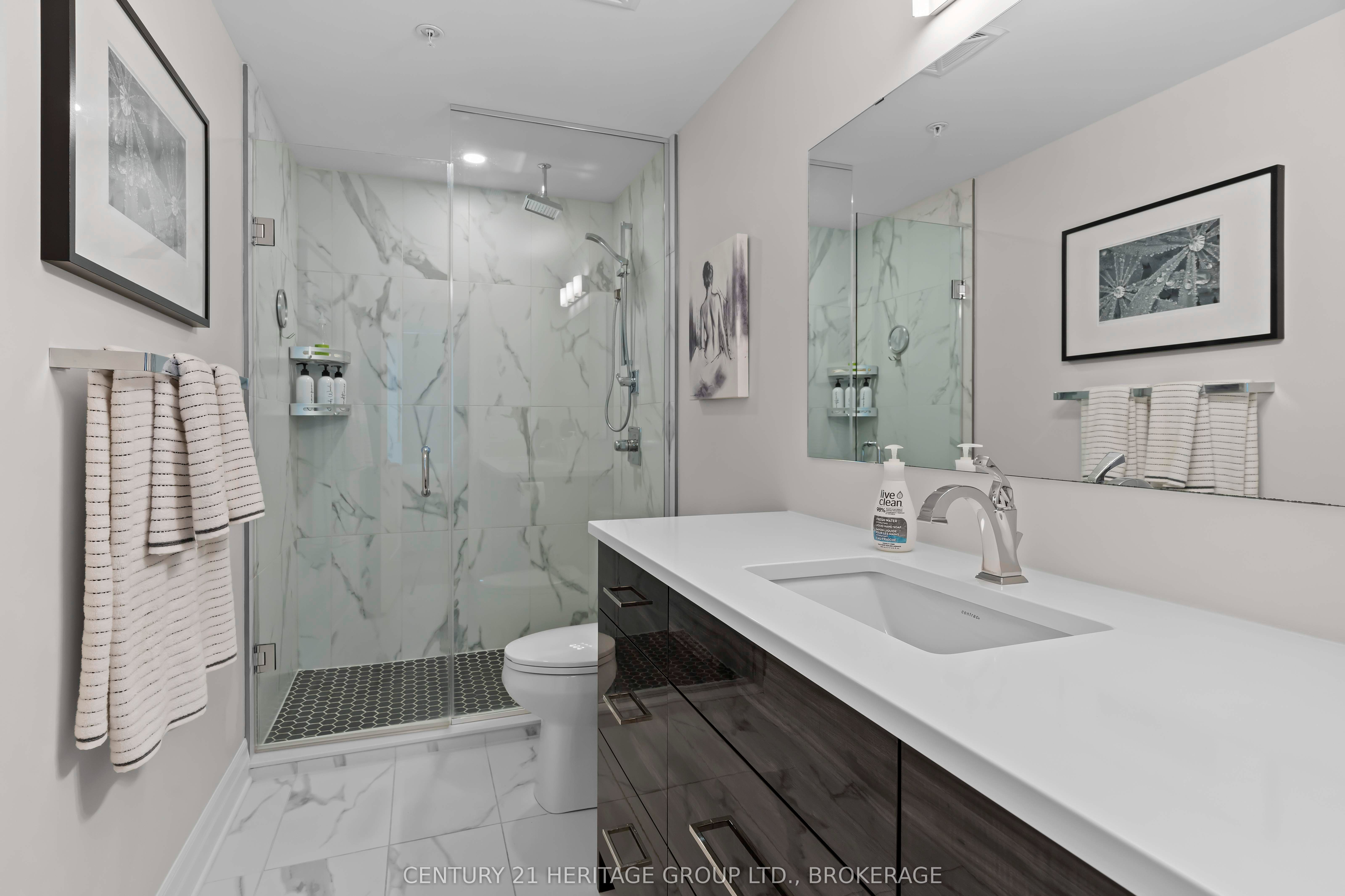 129b South Street 321 Property Photo 45