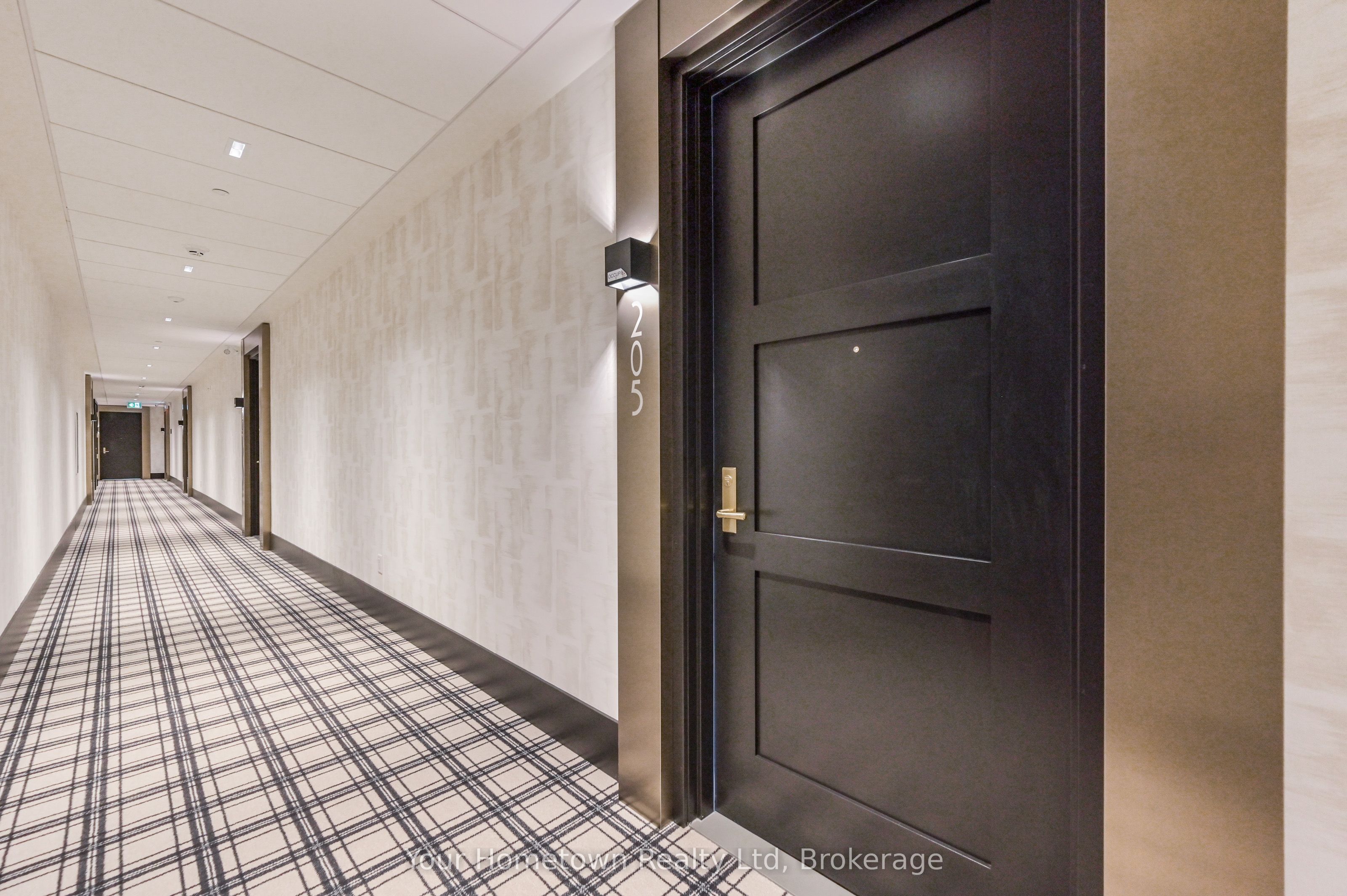 #205 - 6523 Wellington 7 Road Property Photo