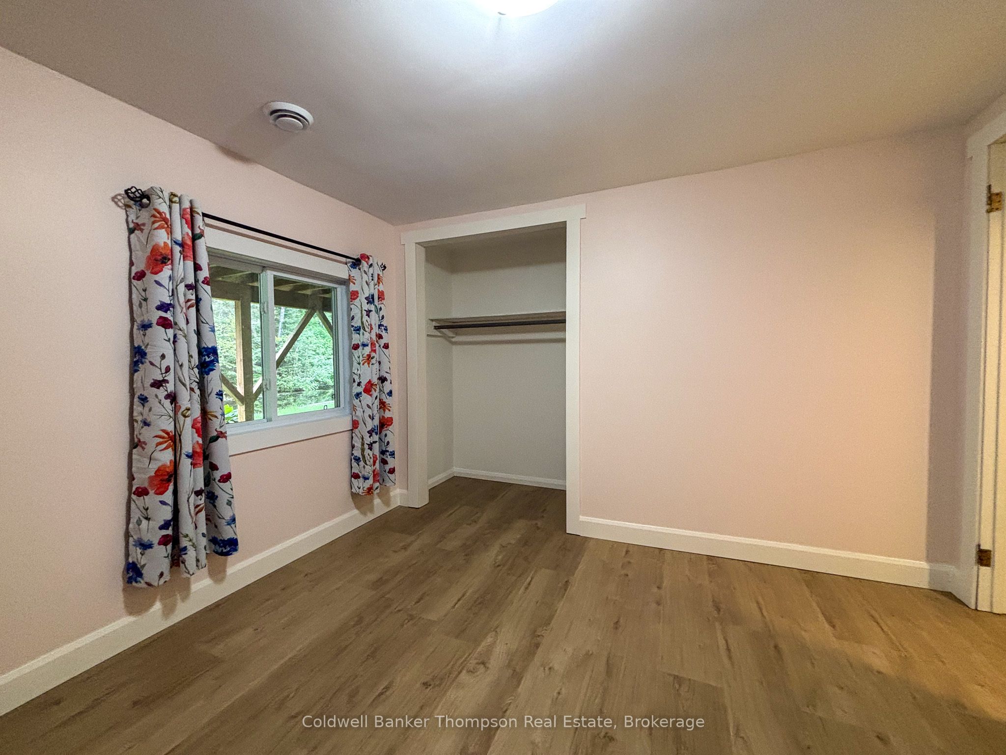 15 Municipal Road N Property Photo 32