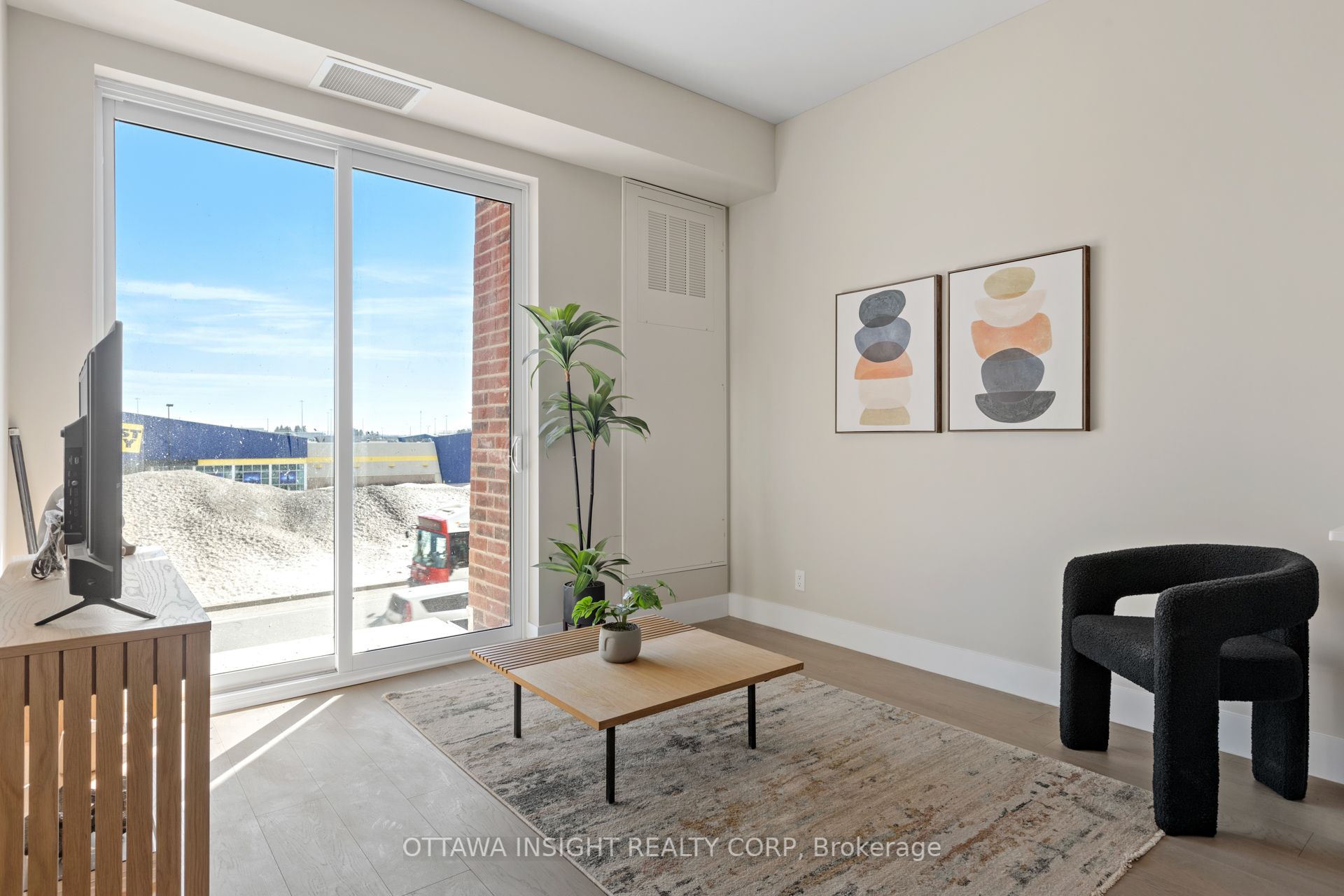 180 Kanata Avenue 2bai Property Photo 8