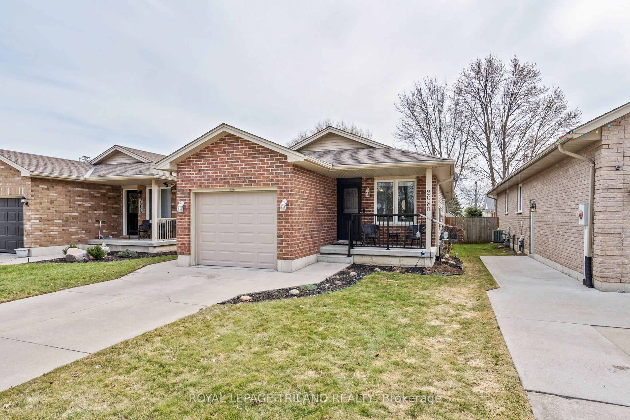 208b Marsh Line Property Photo