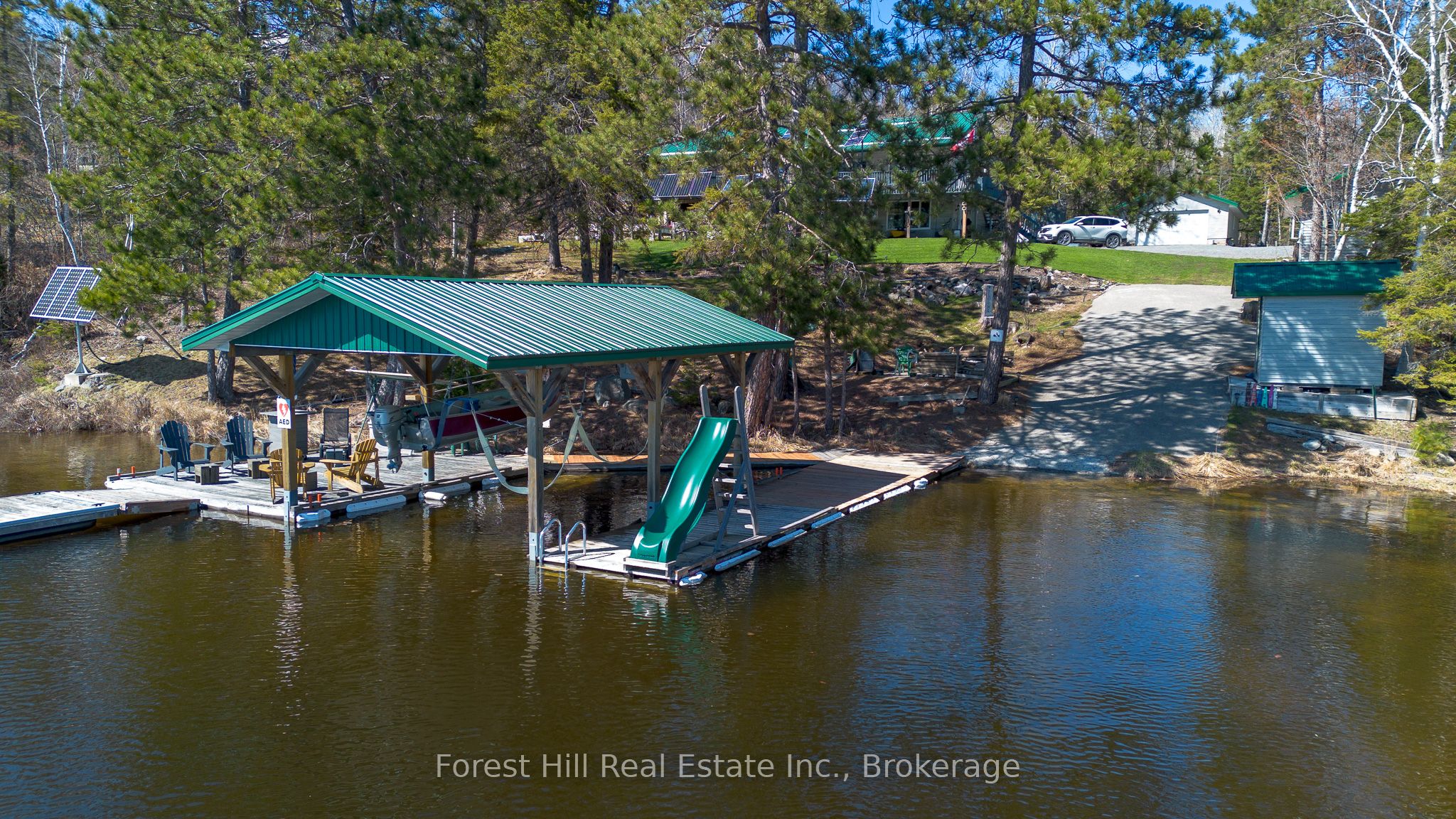 1933 Bushy Bay Road Property Photo 2
