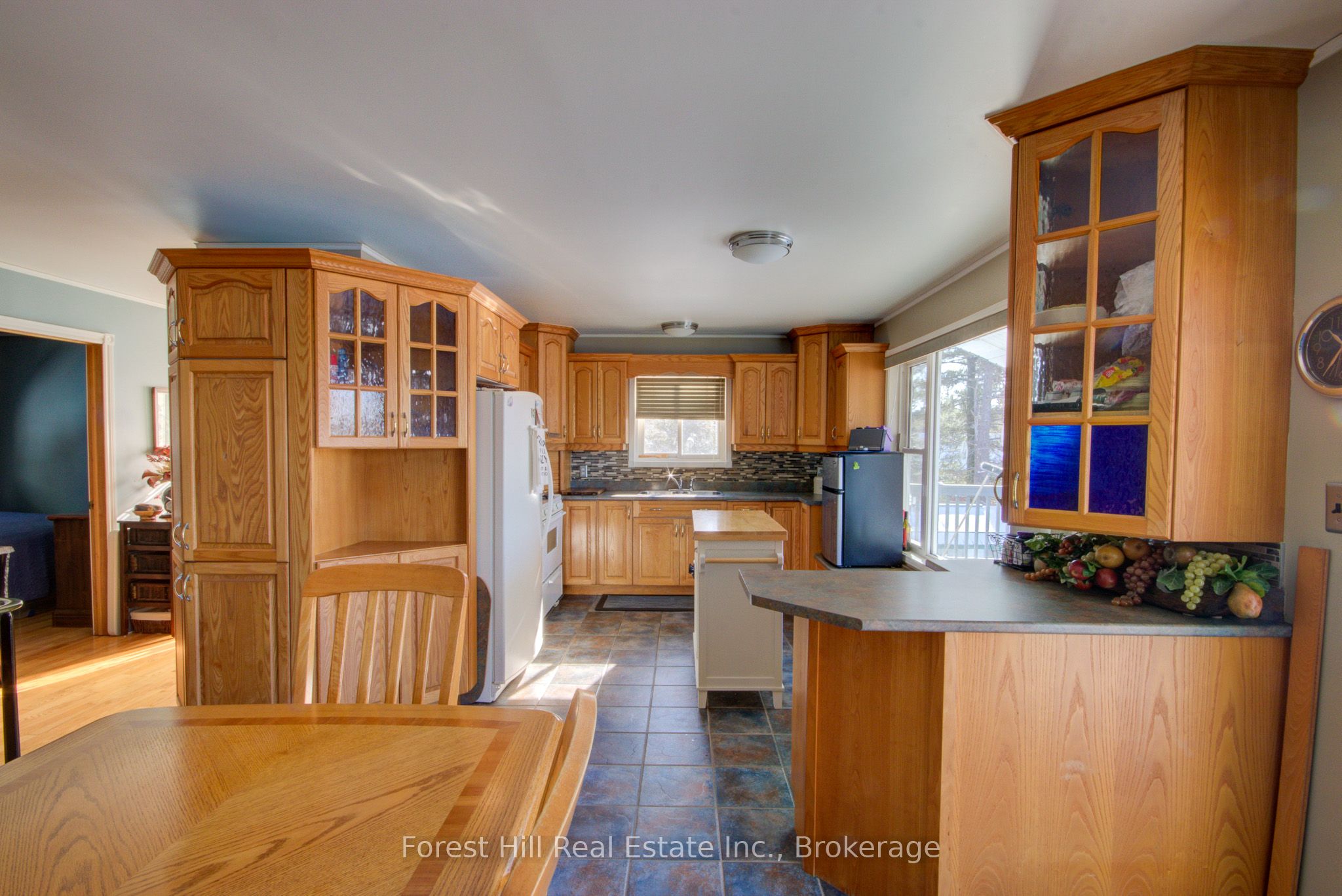 1933 Bushy Bay Road Property Photo 13
