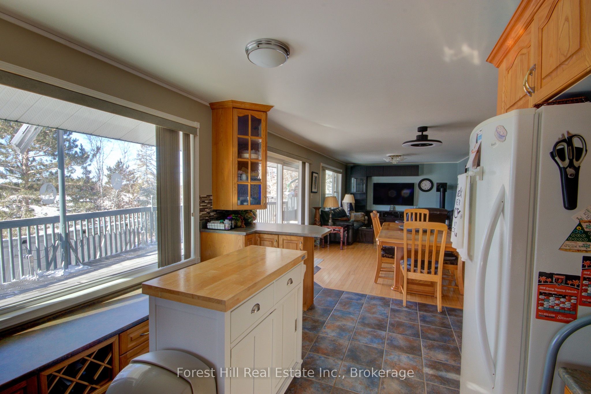 1933 Bushy Bay Road Property Photo 14