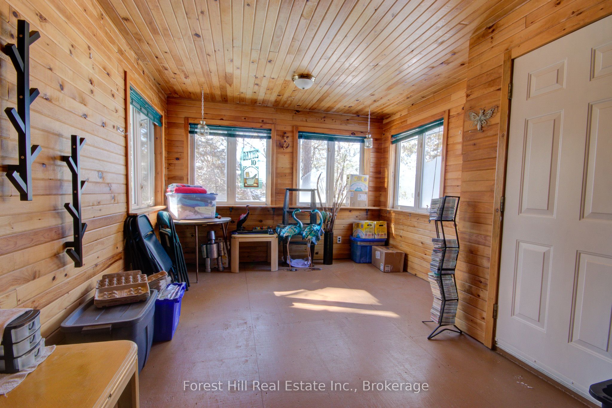 1933 Bushy Bay Road Property Photo 32