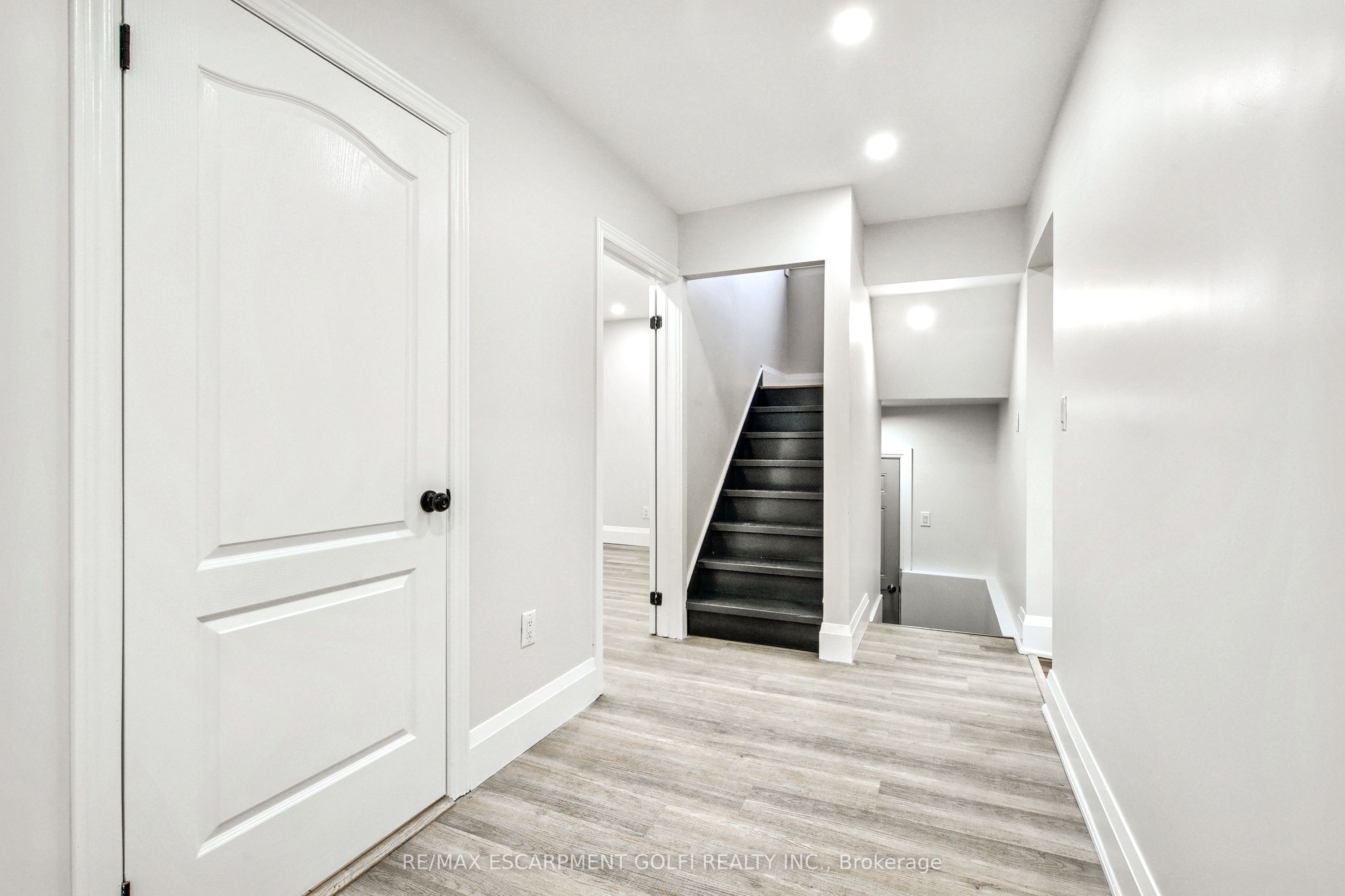 3 Wardrope Avenue Property Photo 12