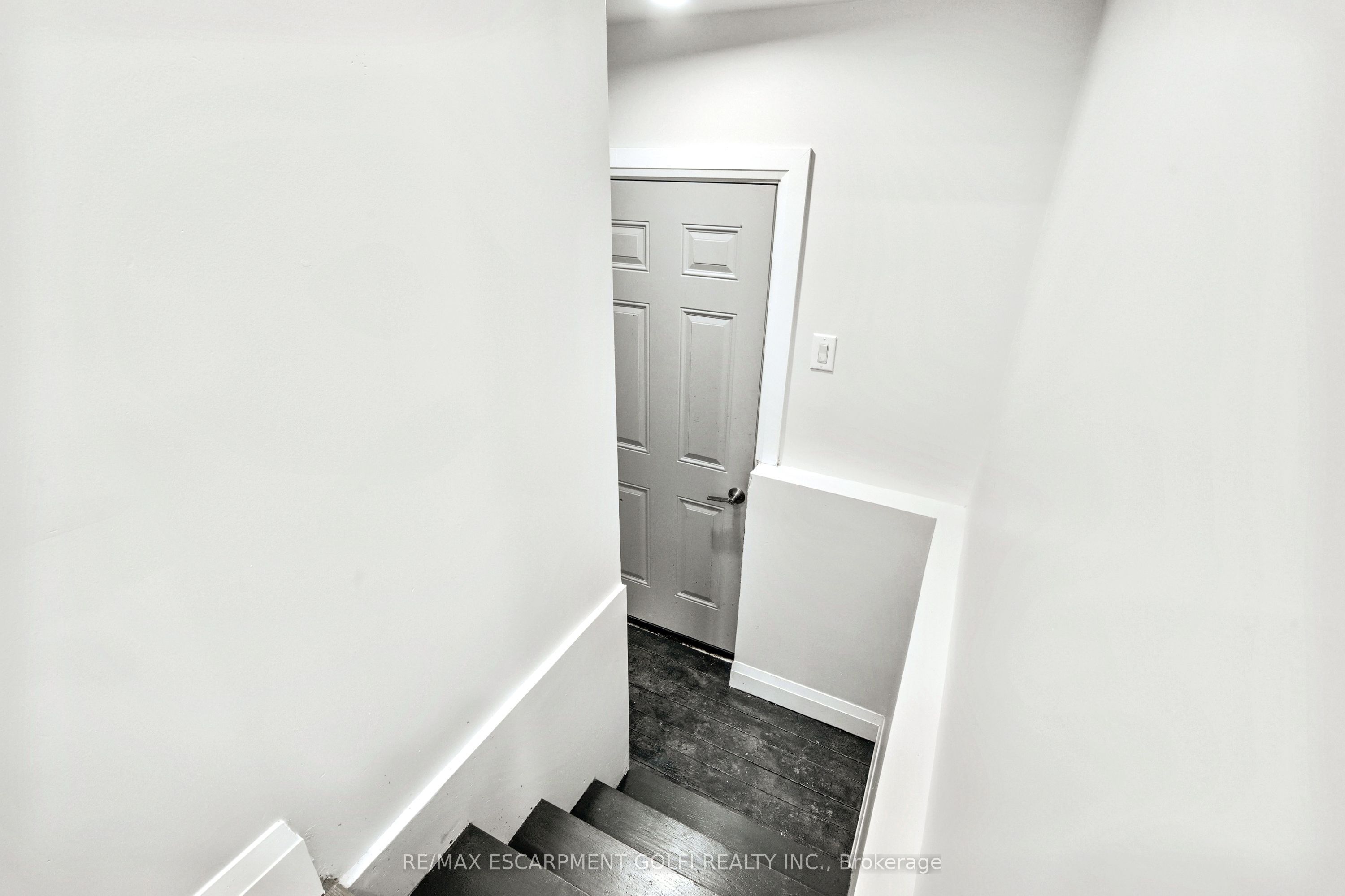 3 Wardrope Avenue Property Photo 13