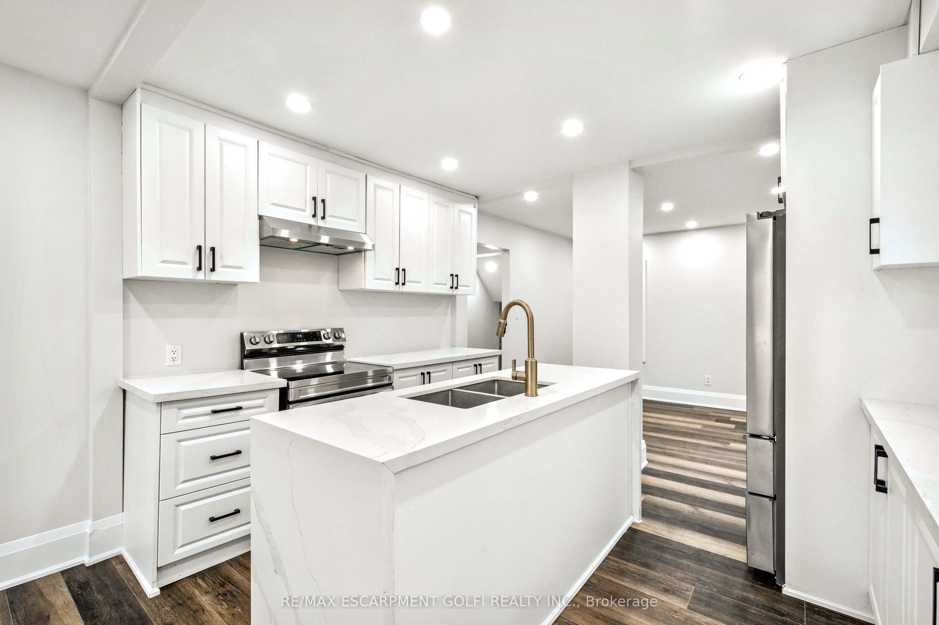 3 Wardrope Avenue Property Photo 16