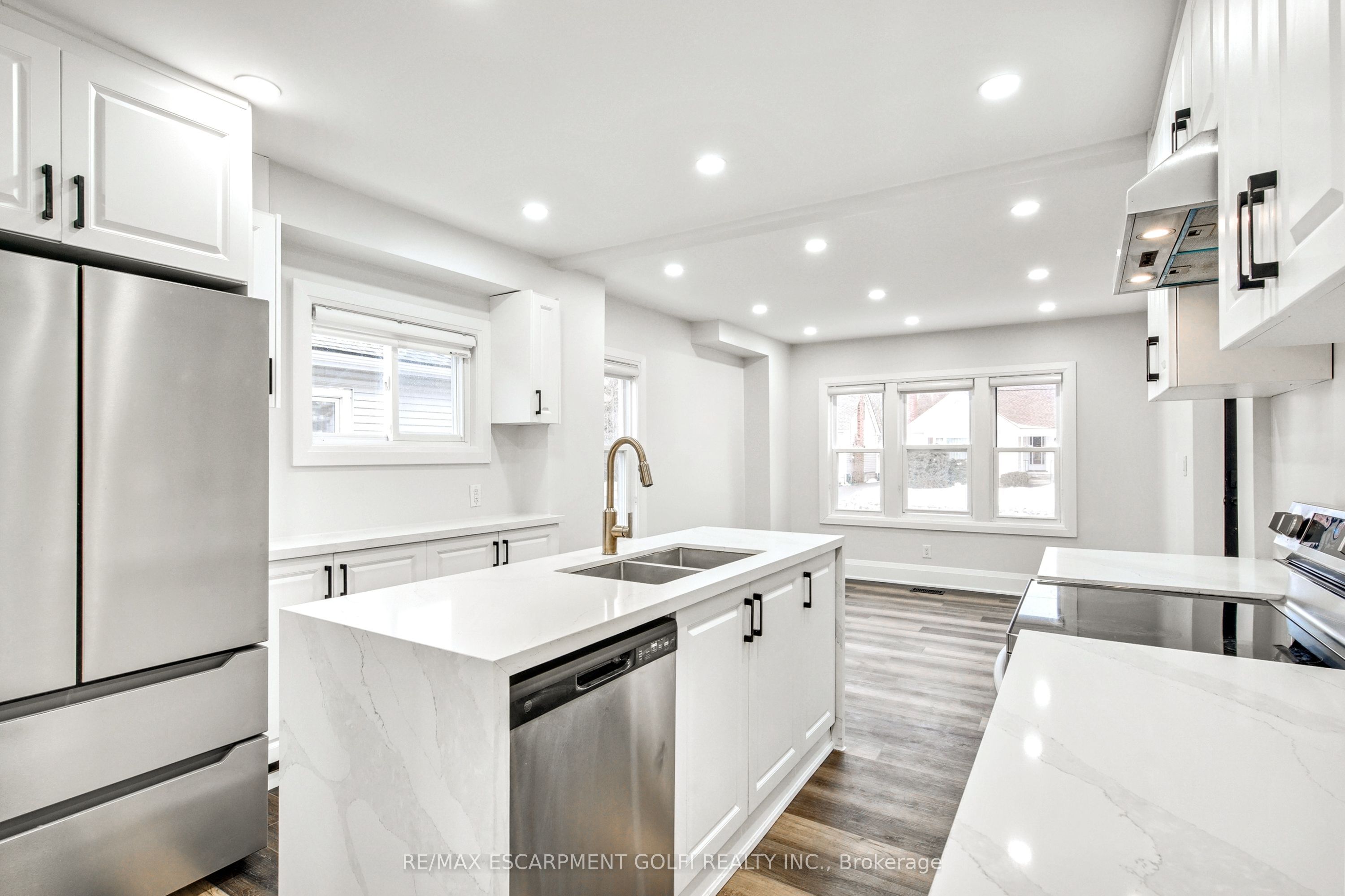 3 Wardrope Avenue Property Photo 17