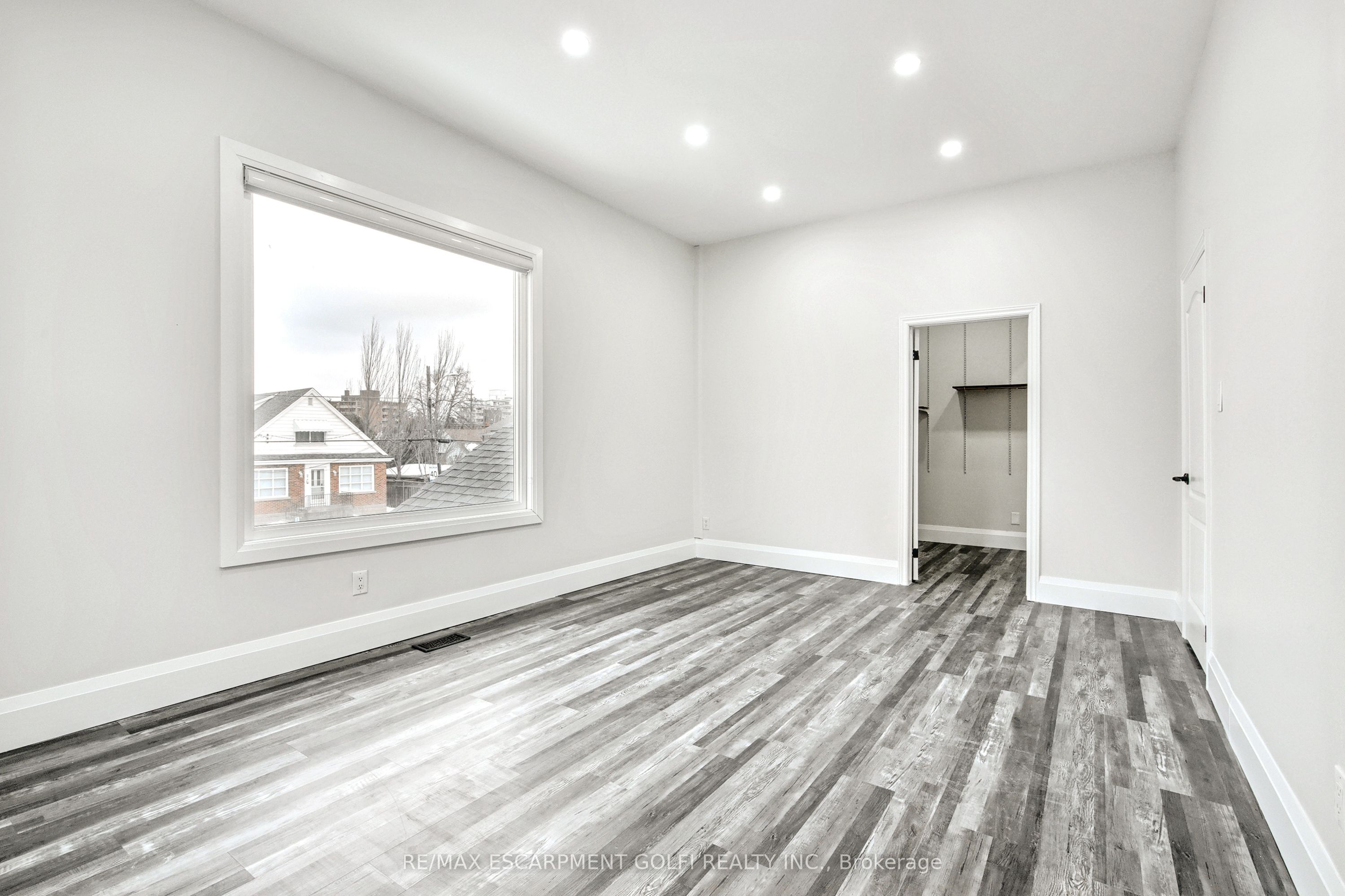3 Wardrope Avenue Property Photo 29