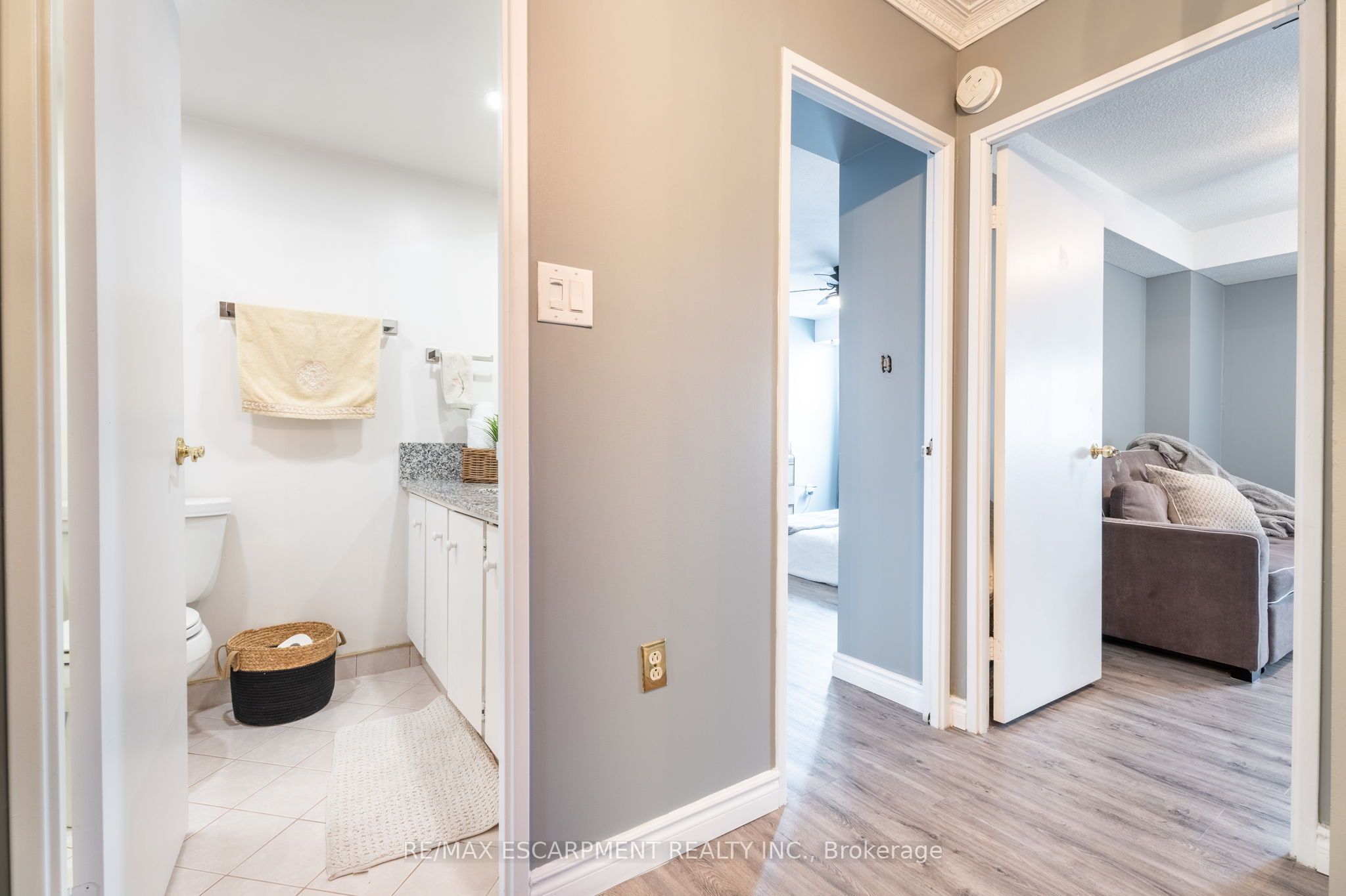 #1206 - 500 Green Road Property Photo 19