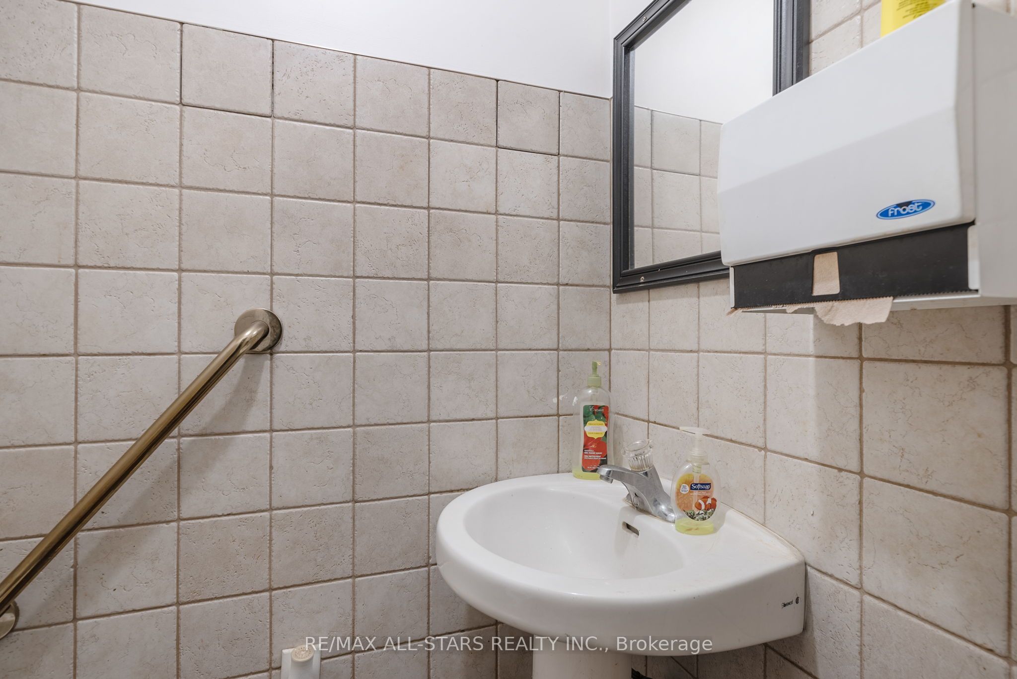 259 Kent Street Property Photo 10