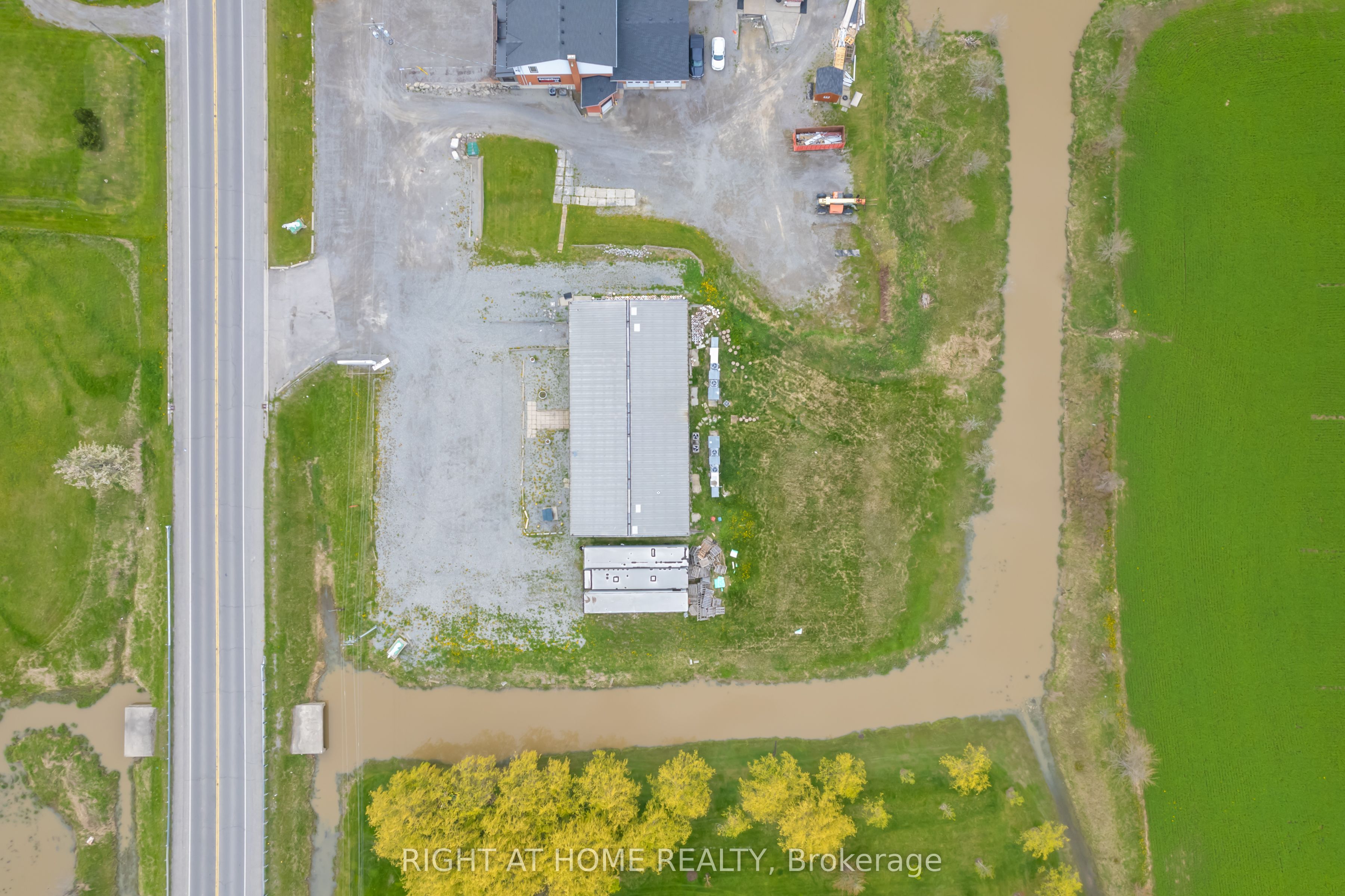 8270 Highway #20 Highway #20 Property Photo 19