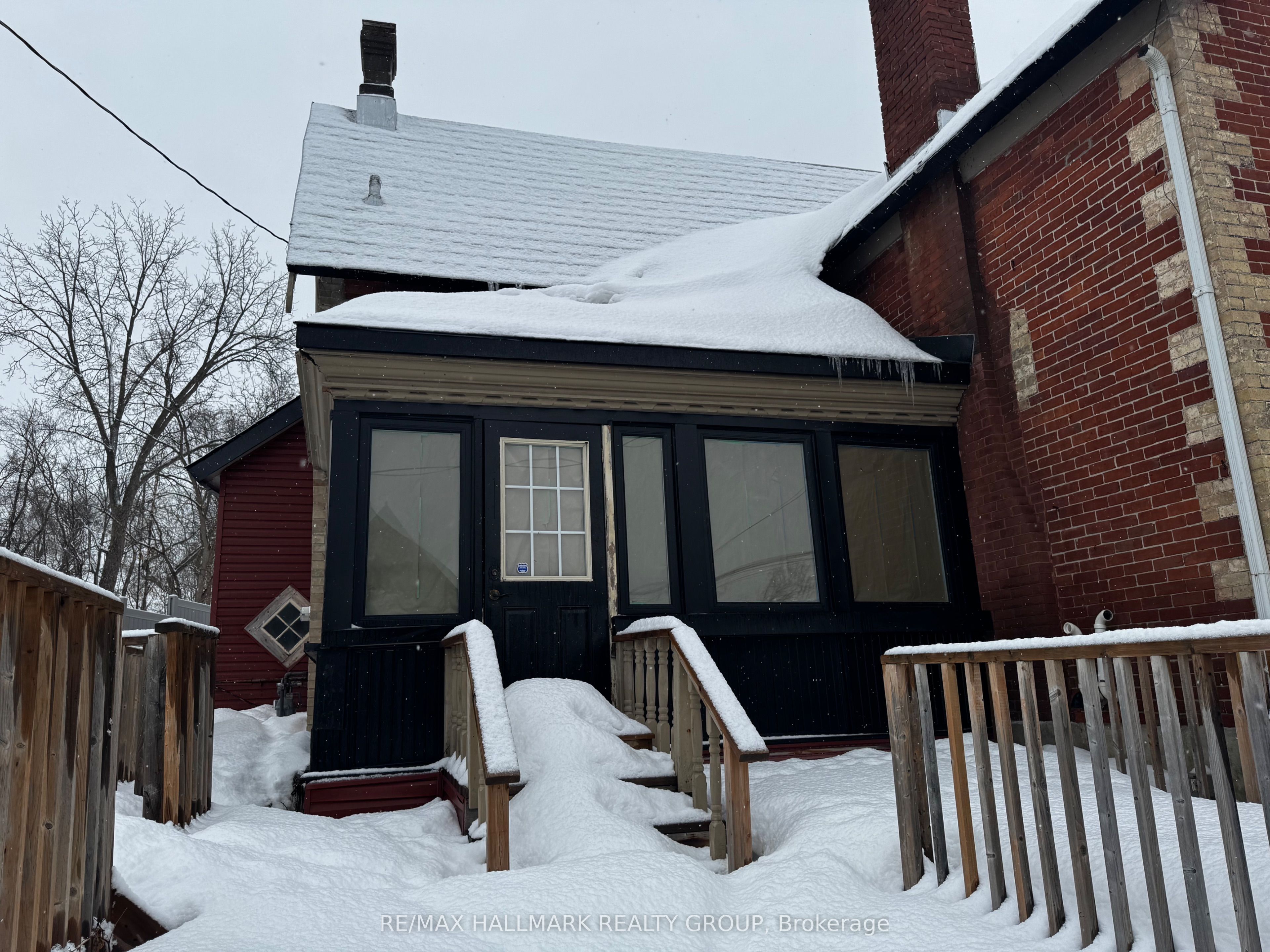 3-5561 Manotick Main Street Property Photo 3