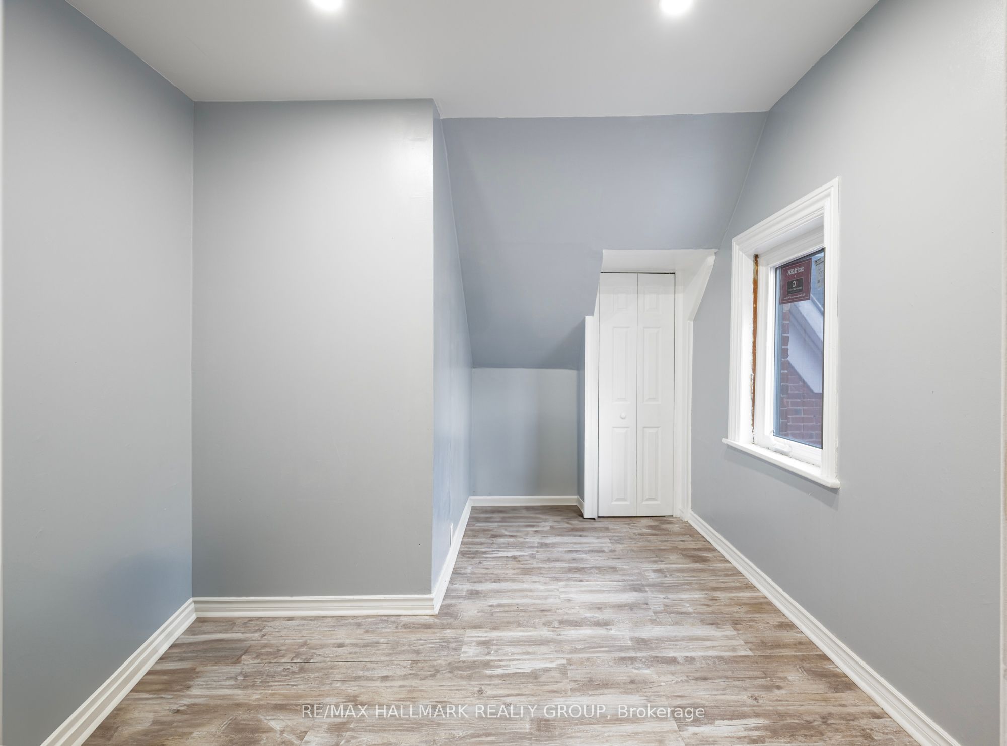 3-5561 Manotick Main Street Property Photo 6